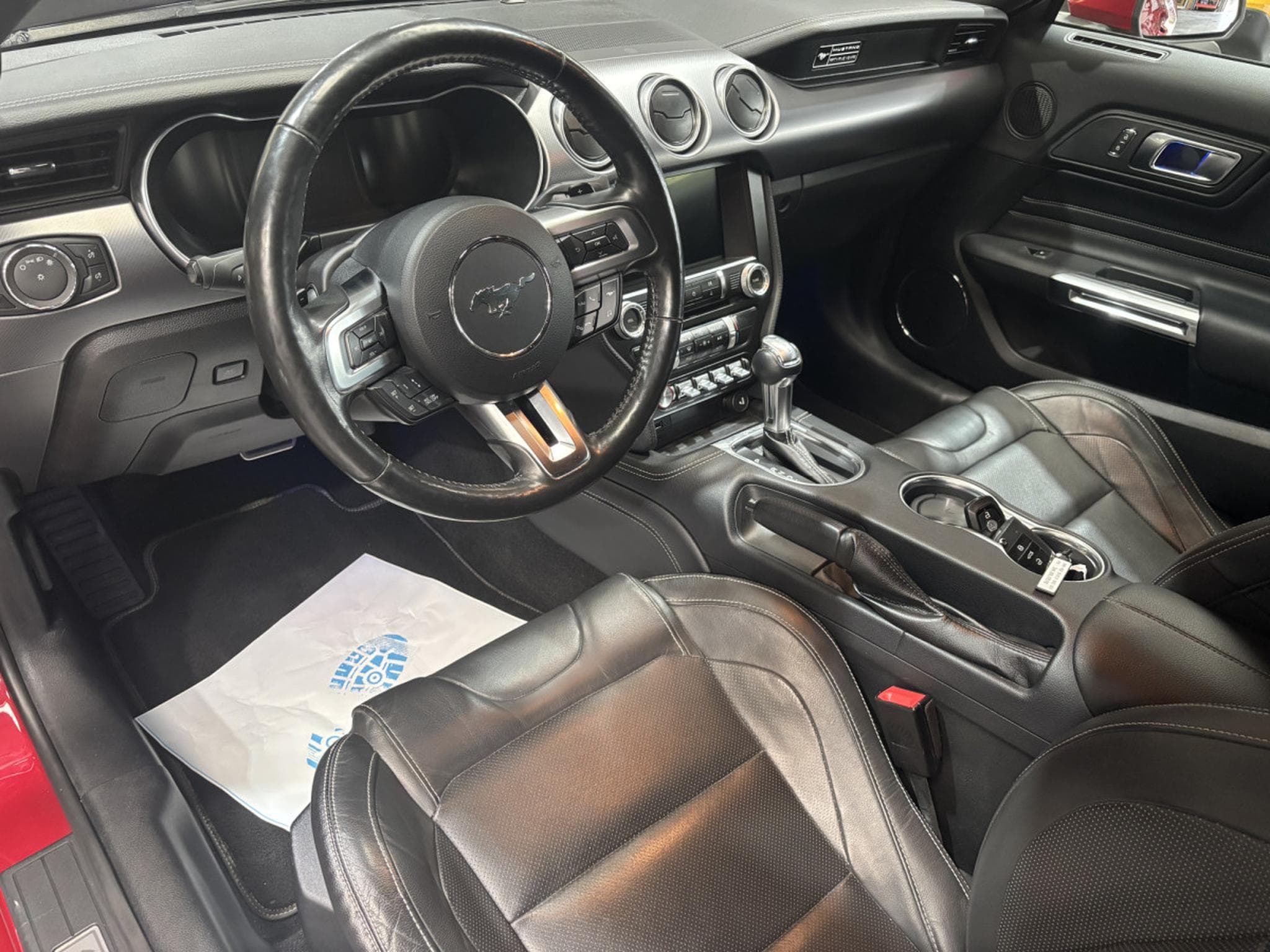 Ford Mustang 5.0 V8 GT AT (2020) - Photo 10