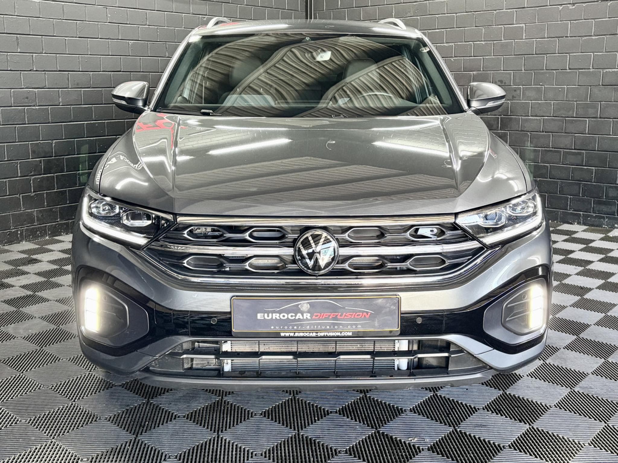 VW T-Roc R-Line Edition 1.5 TSI 150 CV DSG7 *ACC* CAM * HAYON * (2025) - Foto 2