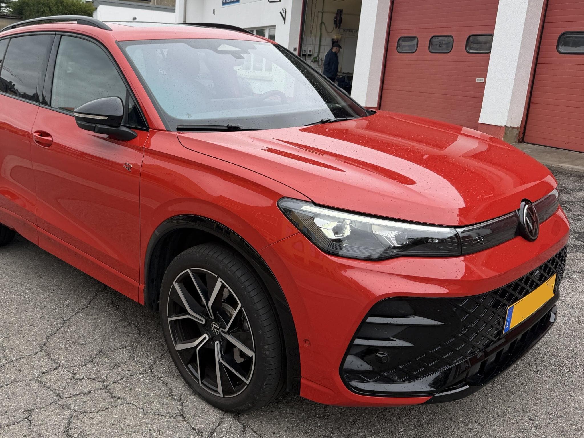 VW Tiguan R-Line (2026) - Photo 3