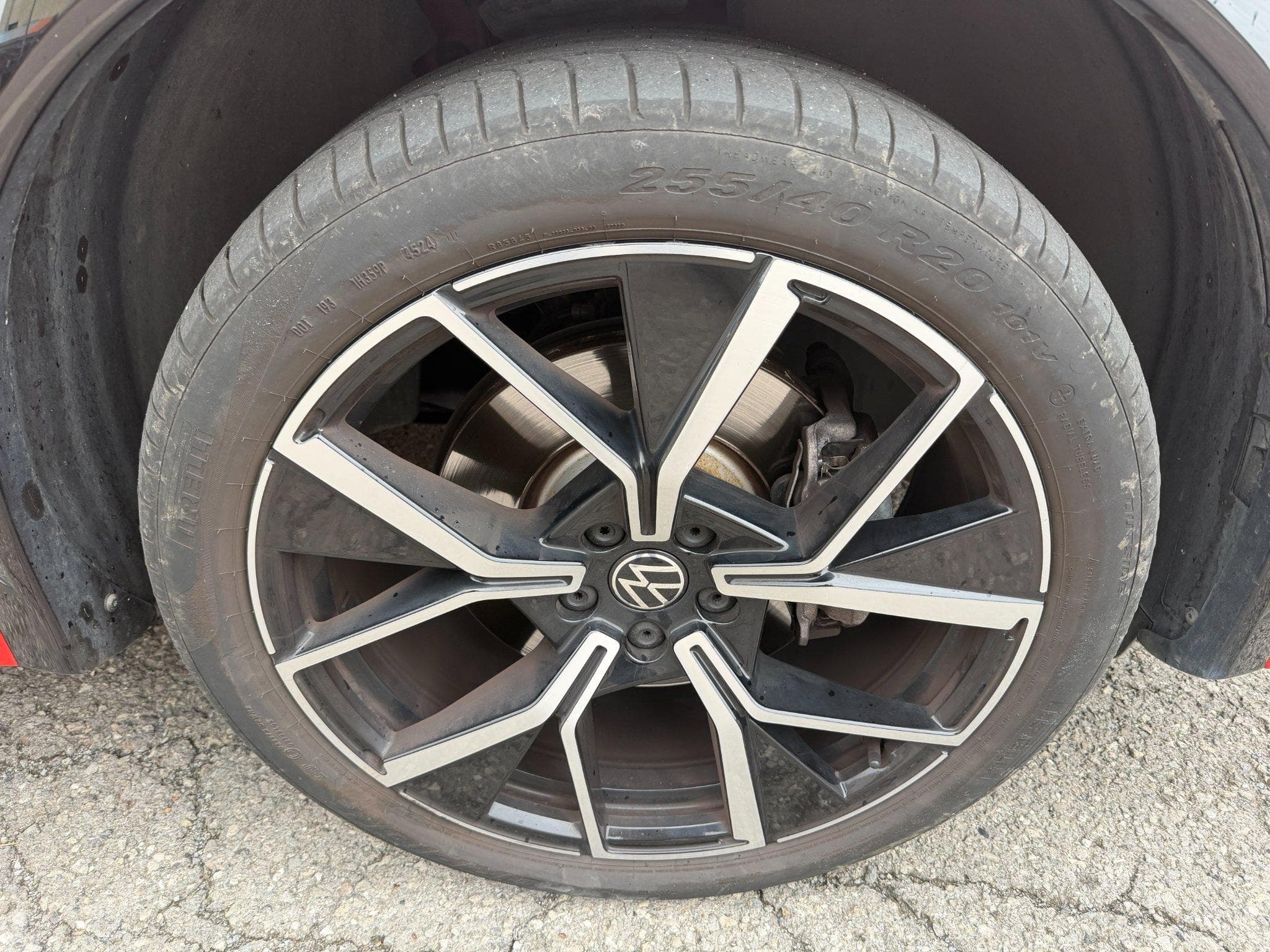 VW Tiguan R-Line (2026) - Photo 4