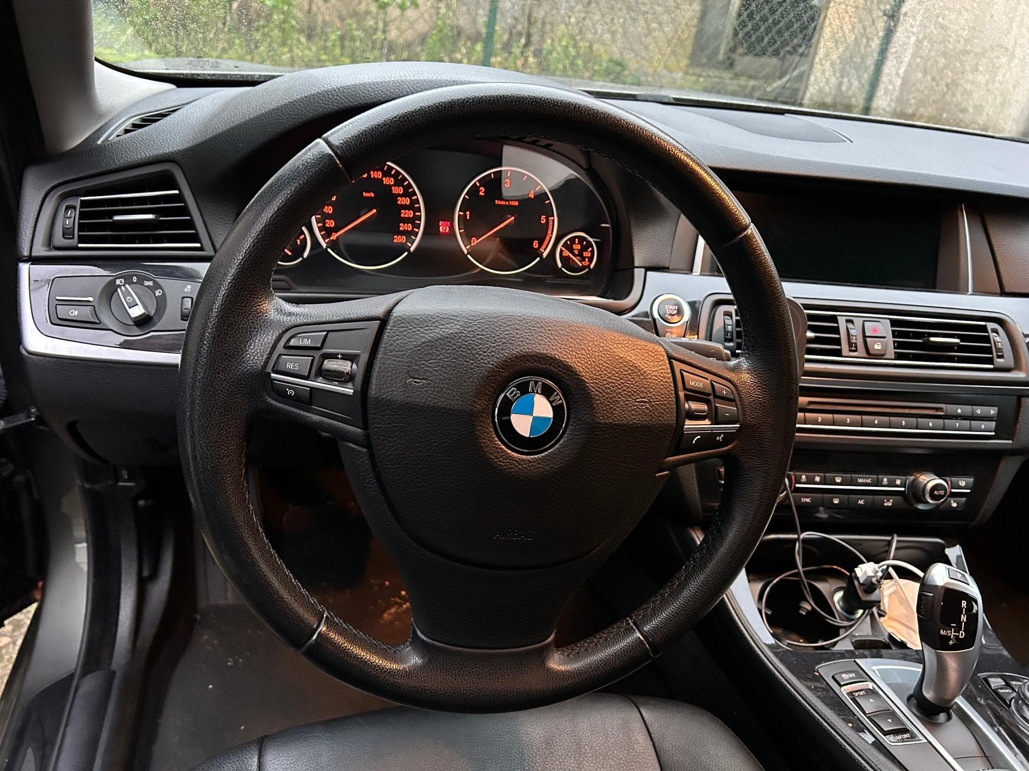 BMW 518 (2014) - Photo 6