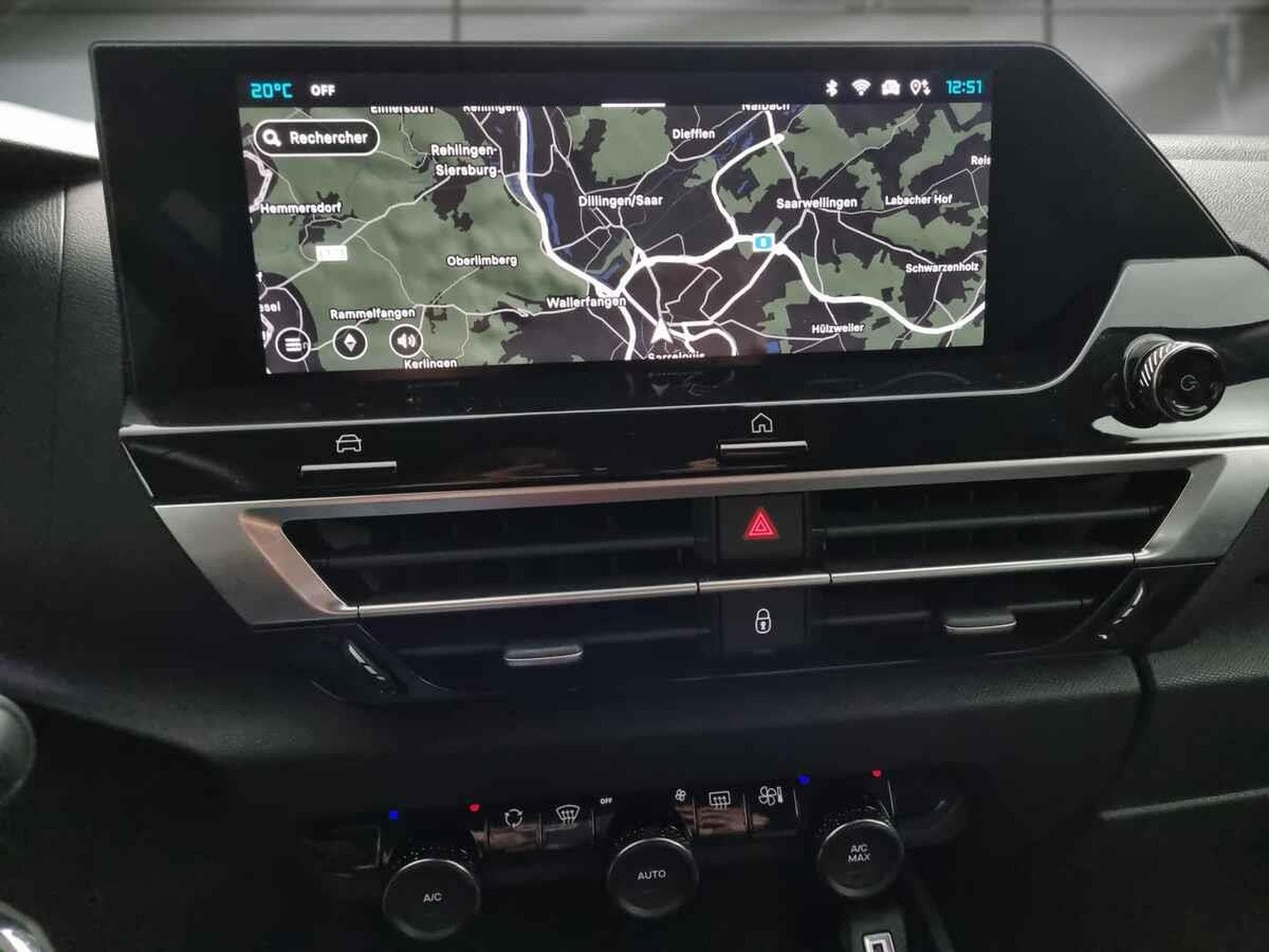 Citroën C4 X -32% 1.5 HDI 130cv BVA +GPS+CAM+LED+Options (2024) - Photo 10