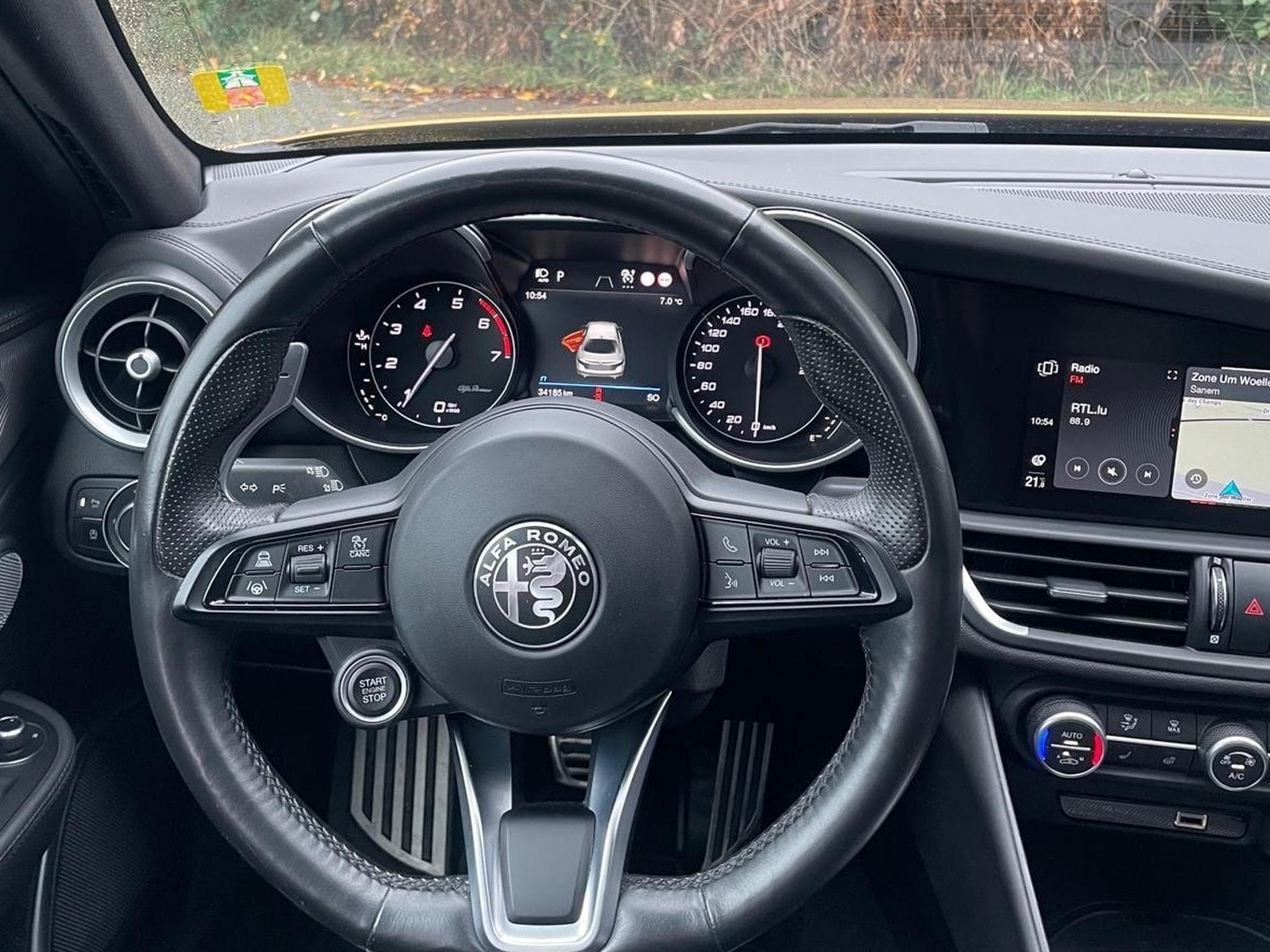 Alfa-Romeo Giulia 2.0 TB 280 Q4 GT Junior Ocra (2022) - Photo 14