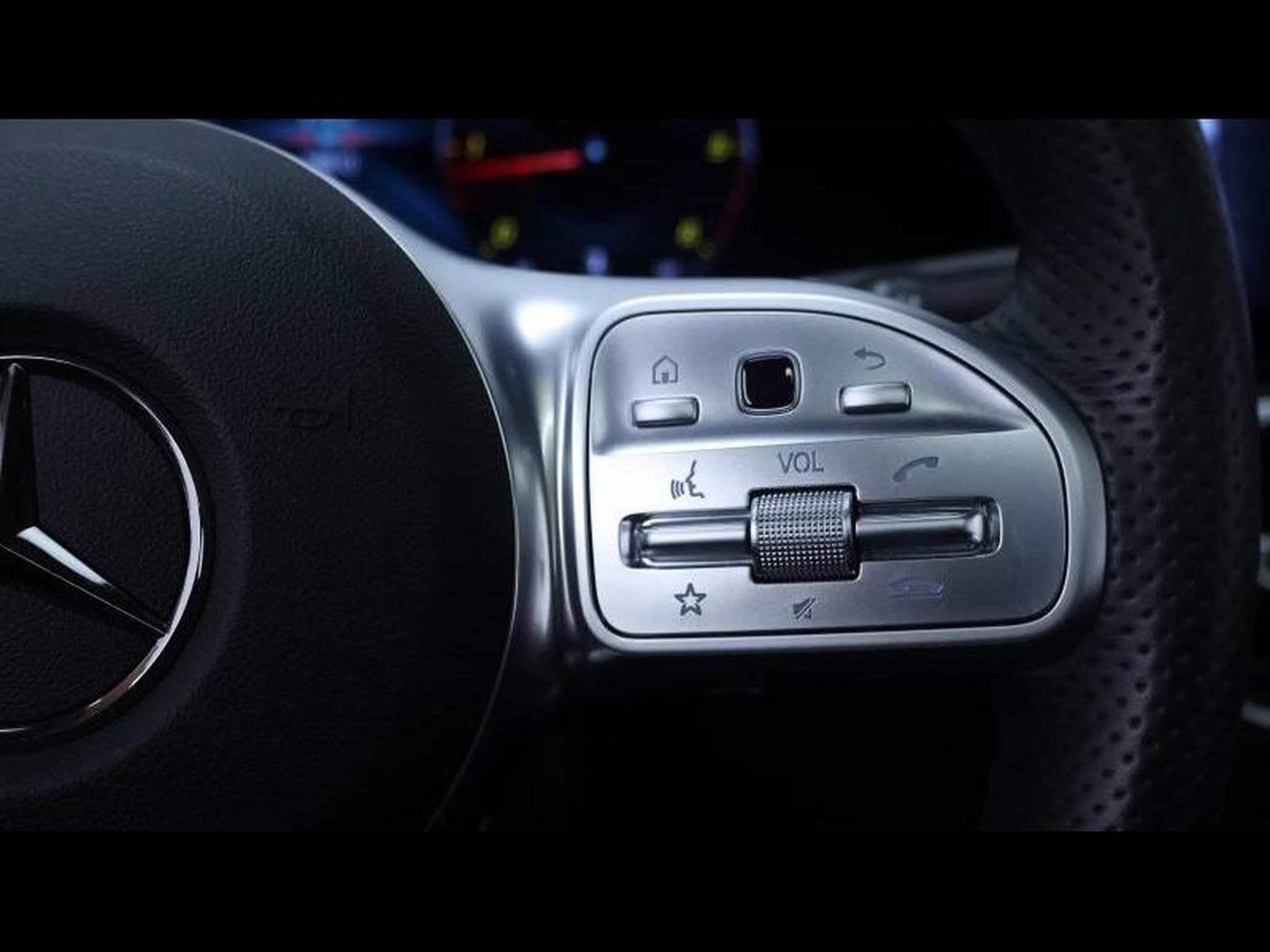 Mercedes GLA 220 4matic 2.0 D 190 CH (2020) - Photo 15