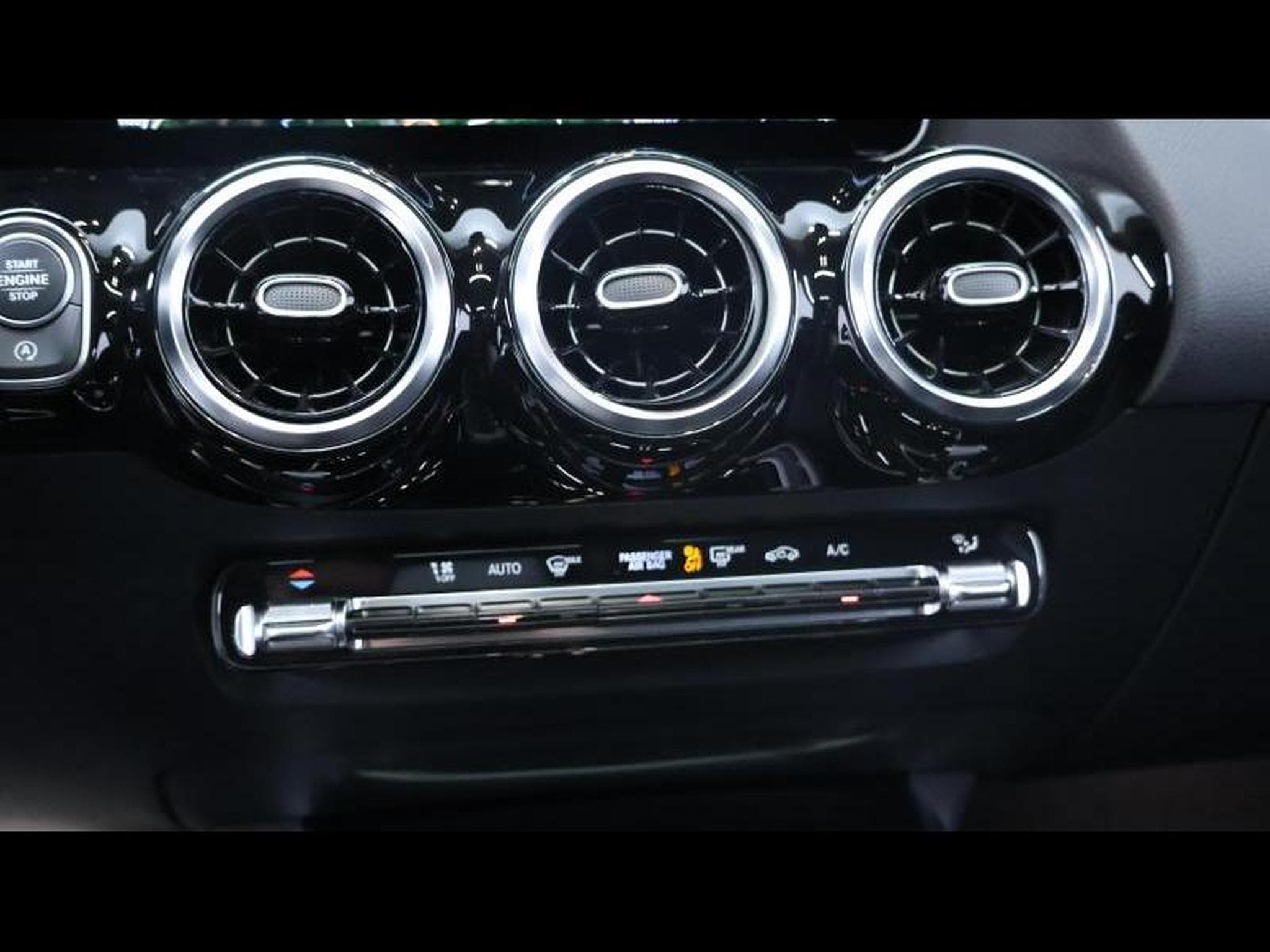 Mercedes GLA 220 4matic 2.0 D 190 CH (2020) - Photo 16