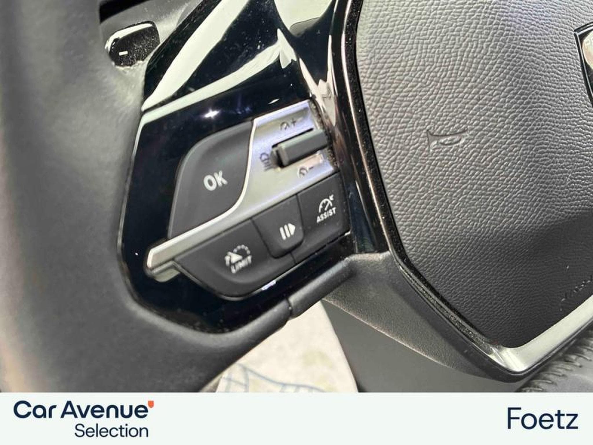 Peugeot 308 III & e- Allure (2024) - Photo 3