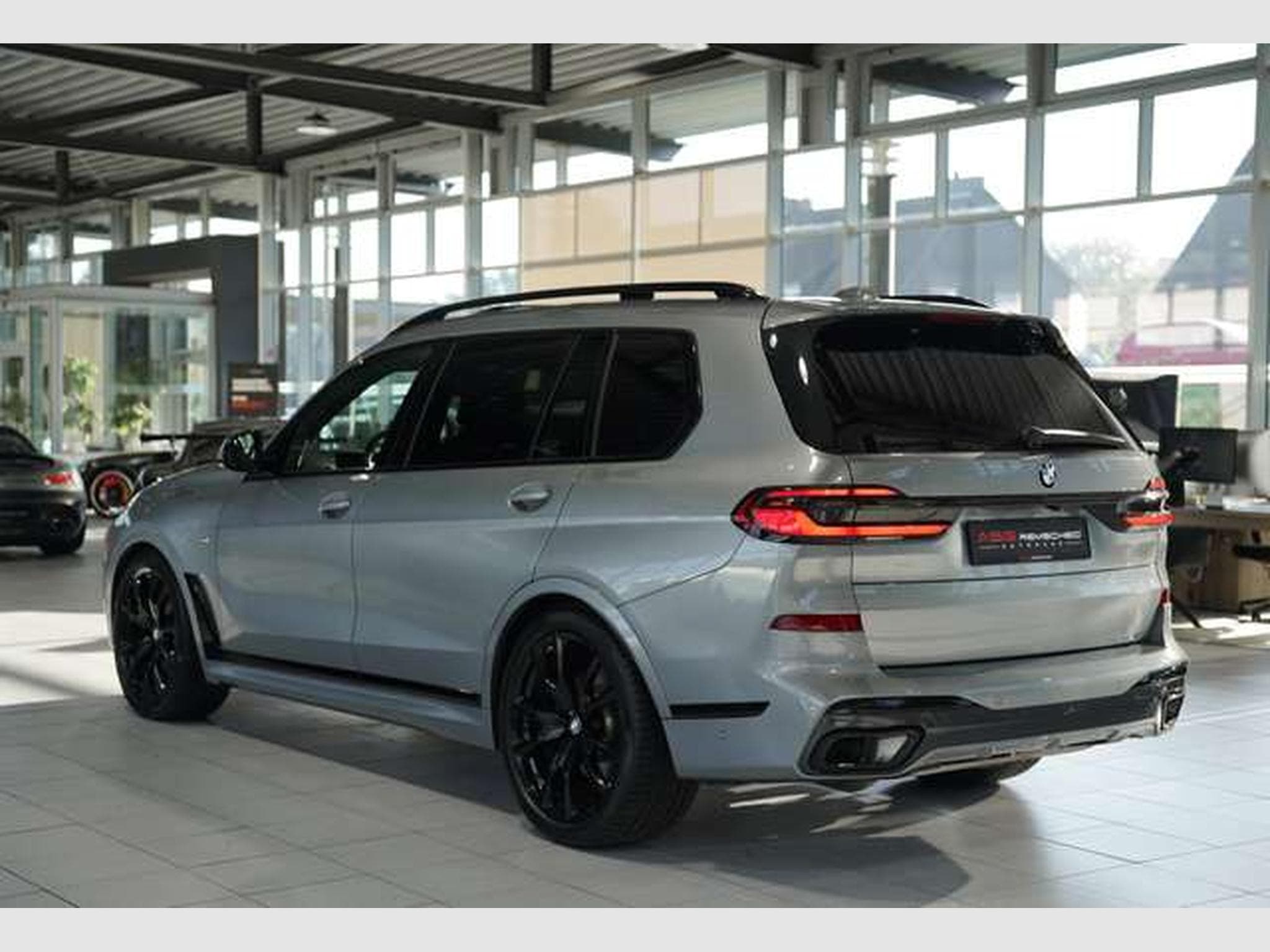 BMW X7 xD 40 d M Sport Pro*22 *SkyLounge *6-Sitze (2023) - Foto 7
