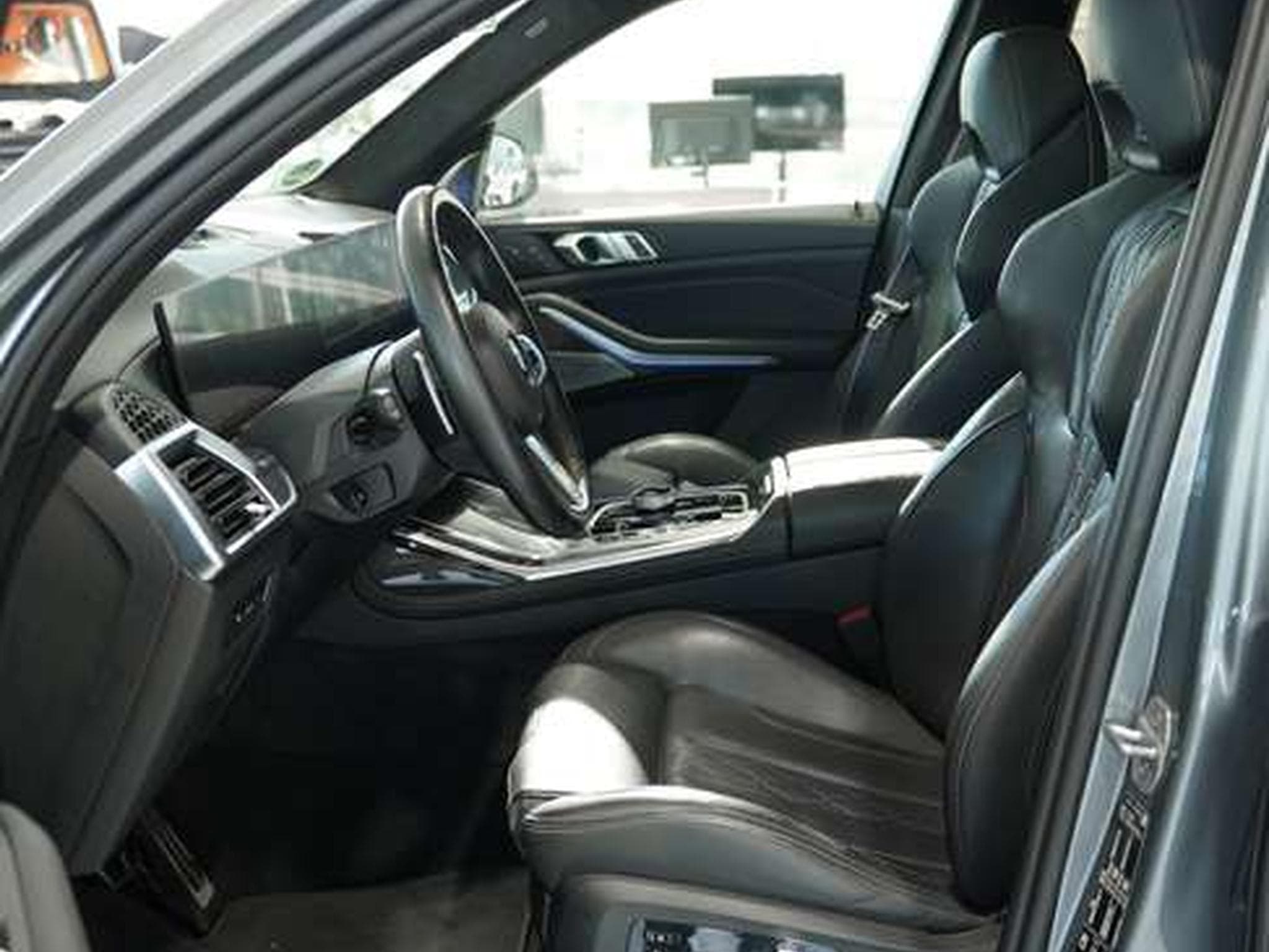 BMW X7 xD 40 d M Sport Pro*22 *SkyLounge *6-Sitze (2023) - Foto 17