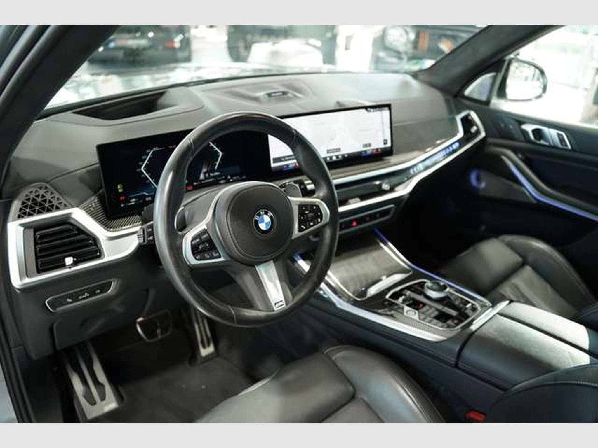 BMW X7 xD 40 d M Sport Pro*22 *SkyLounge *6-Sitze (2023) - Foto 18