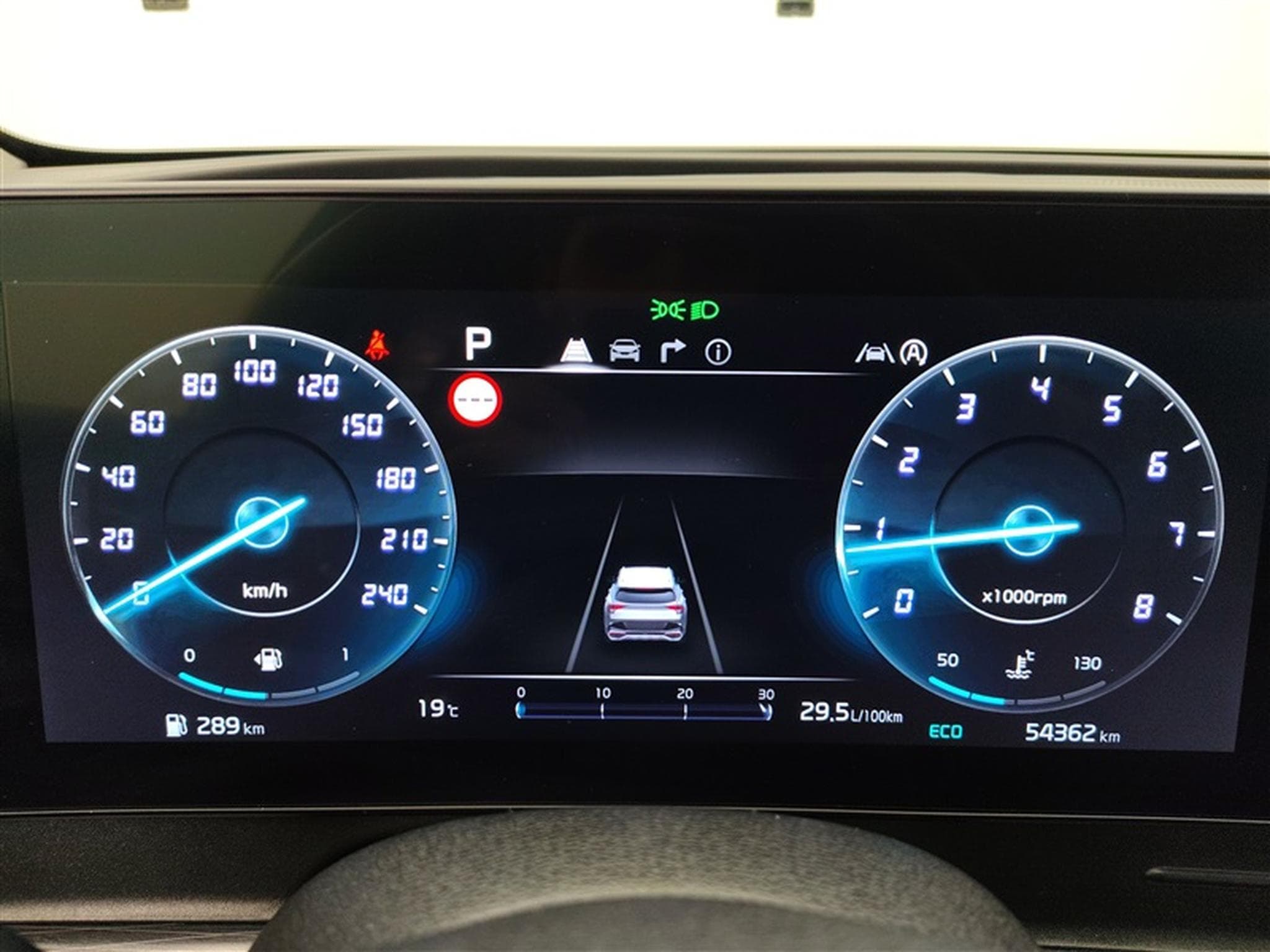 Kia Sportage 1.6 T-GDi 150cv DCT NAVI / CARPLAY / CAMERA (2023) - Photo 10