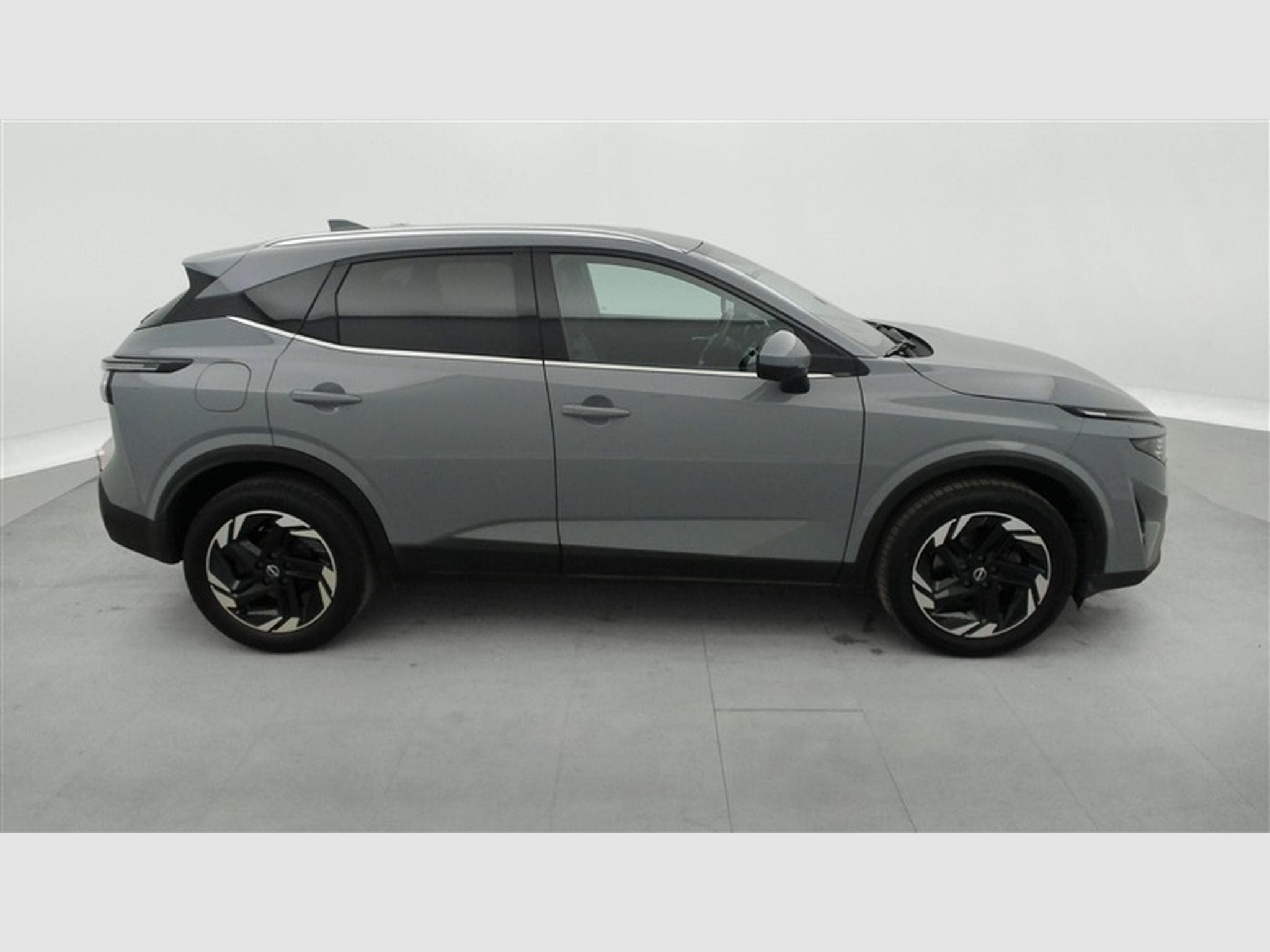 Nissan Qashqai 1.3 DIG-T MHEV N-Connecta Xtronic (2024) - Photo 24