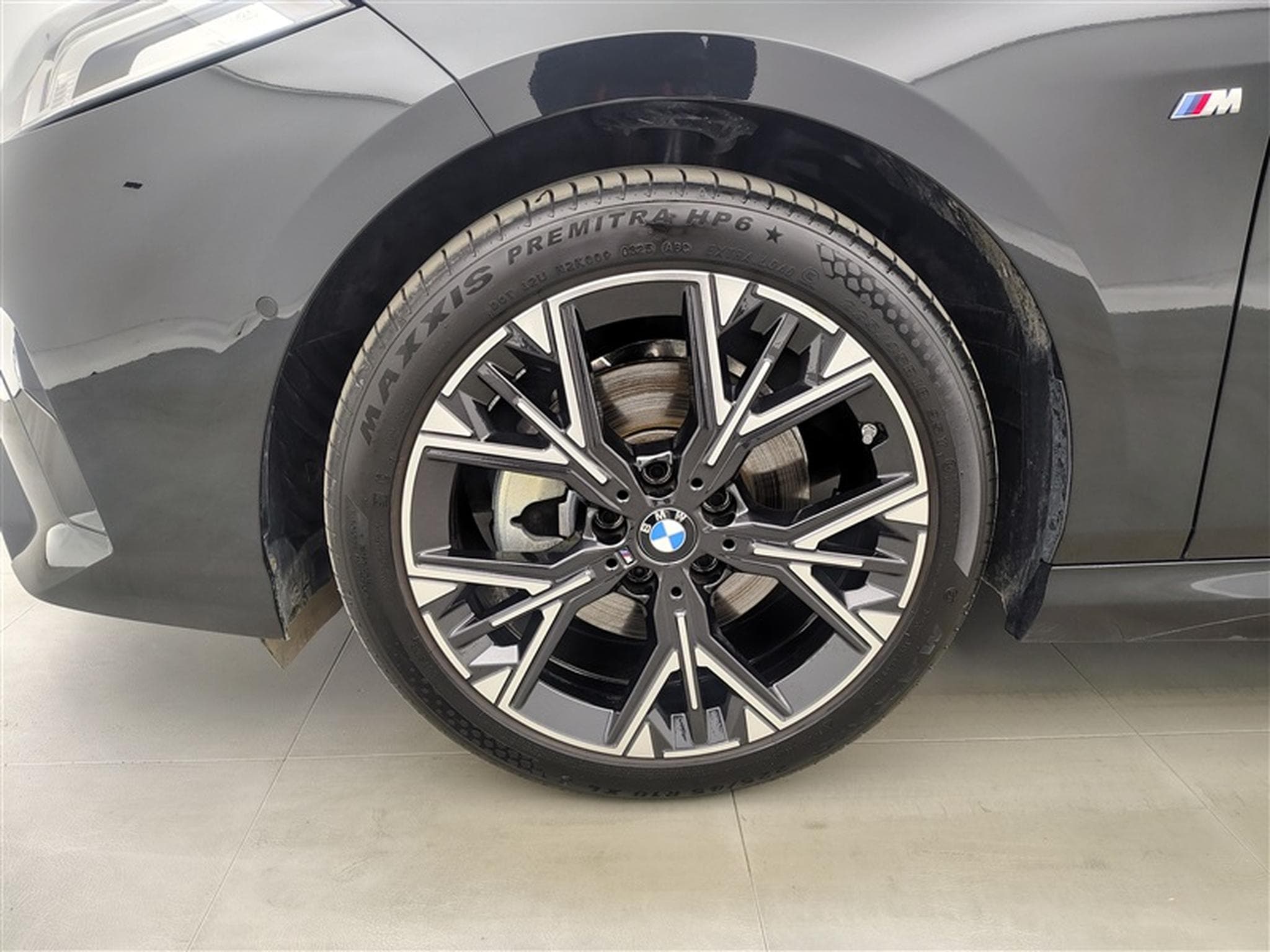 BMW 120 120iA Pack M NAVI / FULL LED / CAMERA / JA 18" (2025) - Foto 6