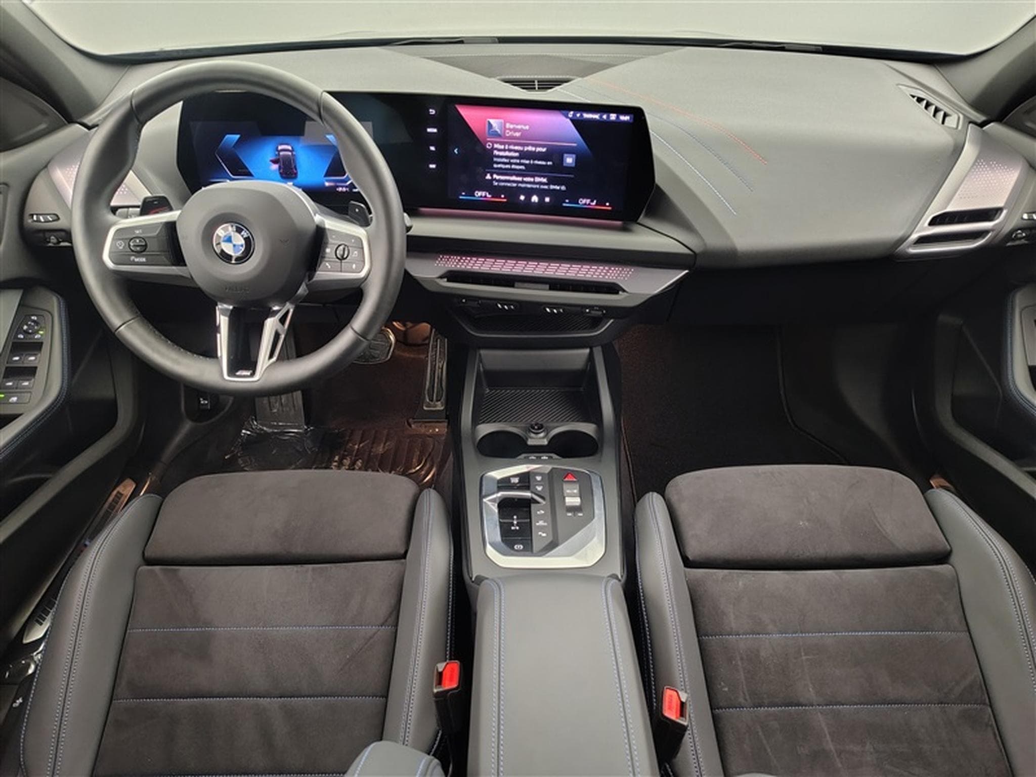 BMW 120 120iA Pack M NAVI / FULL LED / CAMERA / JA 18" (2025) - Foto 8
