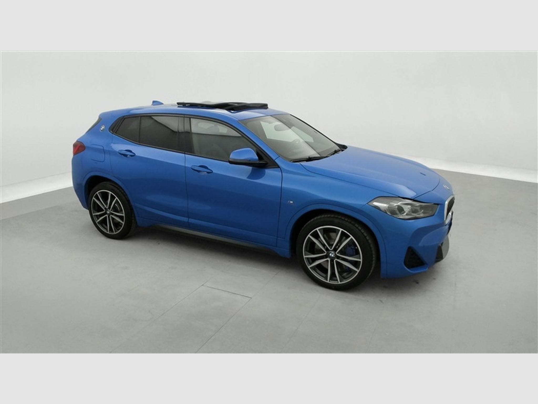 BMW X2 1.5 dA sDrive16 Pack M NAVIPRO / FULL LED / TOIT PANO / JA19 (2022) - Photo 24