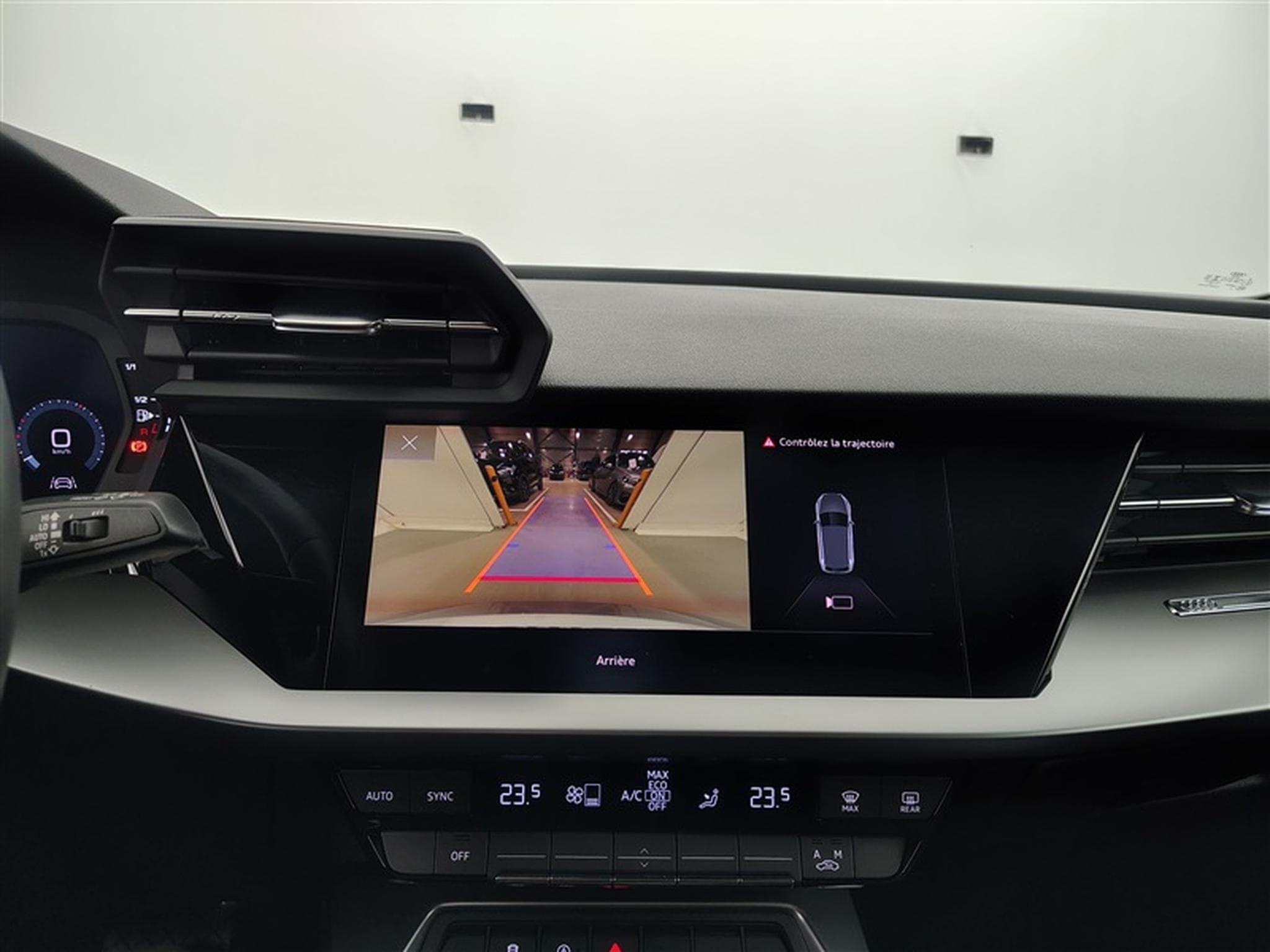Audi A3 Sportback 30 TFSI S tronic NAVI/FULL LED/JA16/CAMERA (2022) - Photo 17