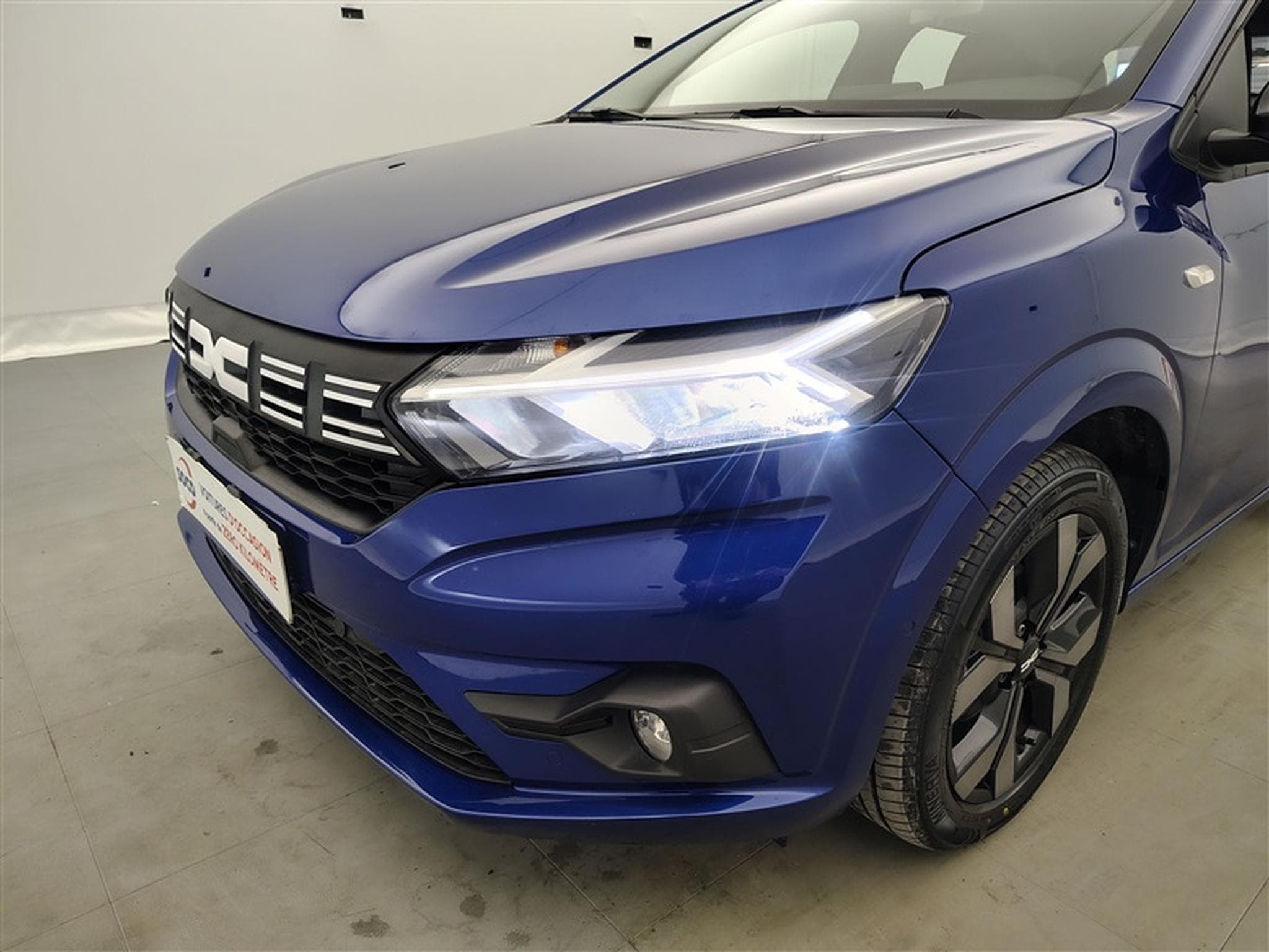 Dacia Sandero 1.0 TCe Journey CARPLAY / FULL LED / PDC AV-AR (2025) - Photo 15