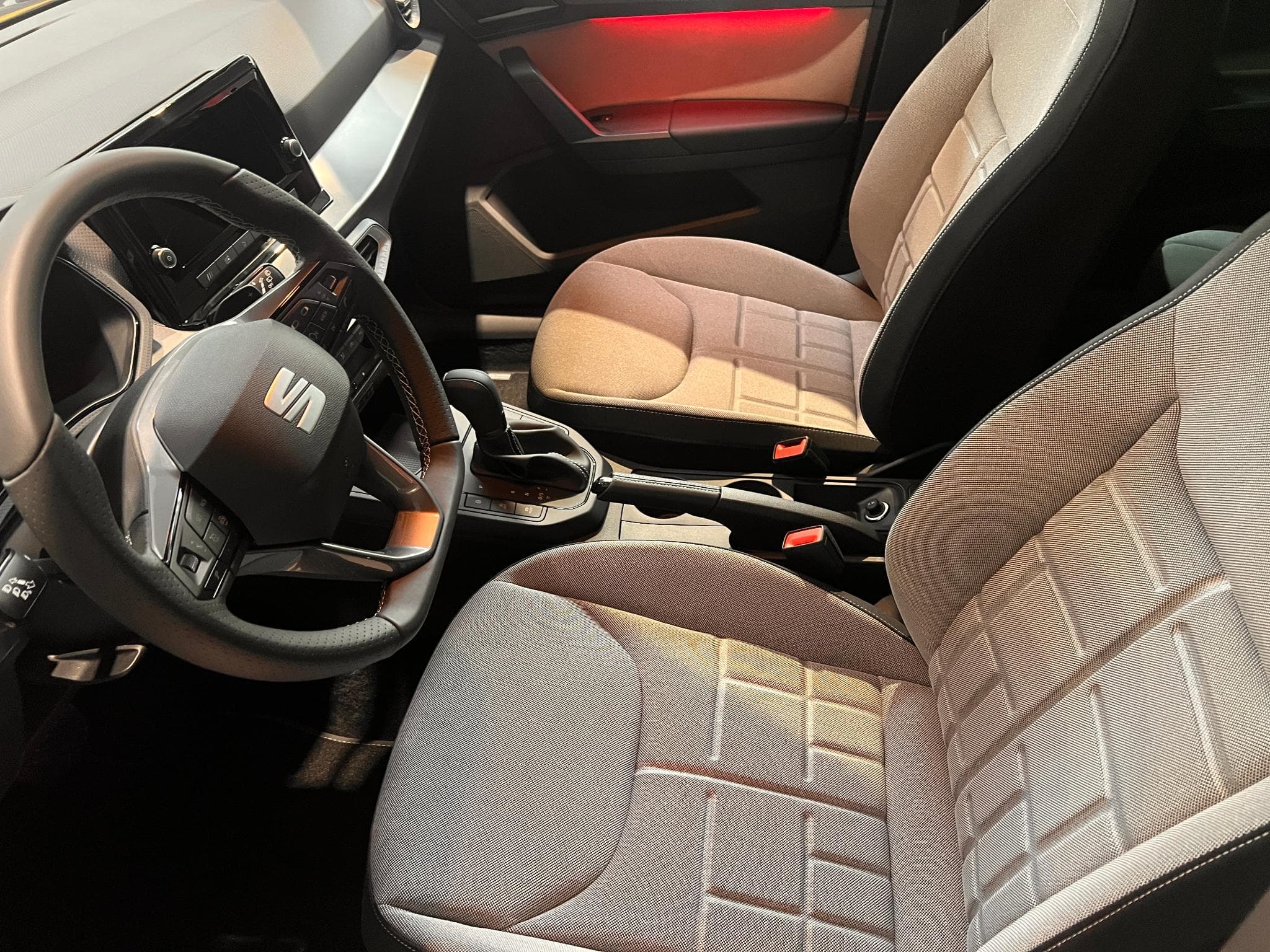 Seat Arona FR 1.5TSI DSG7 (2026) - Foto 6