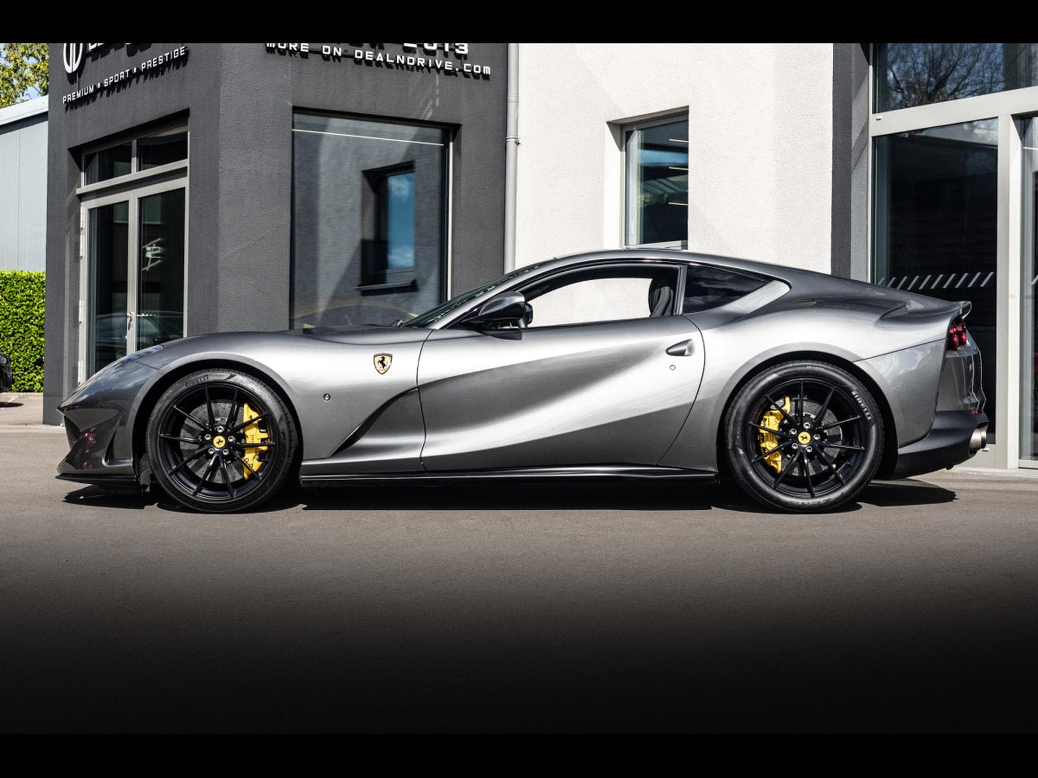 Ferrari 812 Superfast 6.5 V12 - GRIGIO FERRO - PPF (2019) - Photo 2