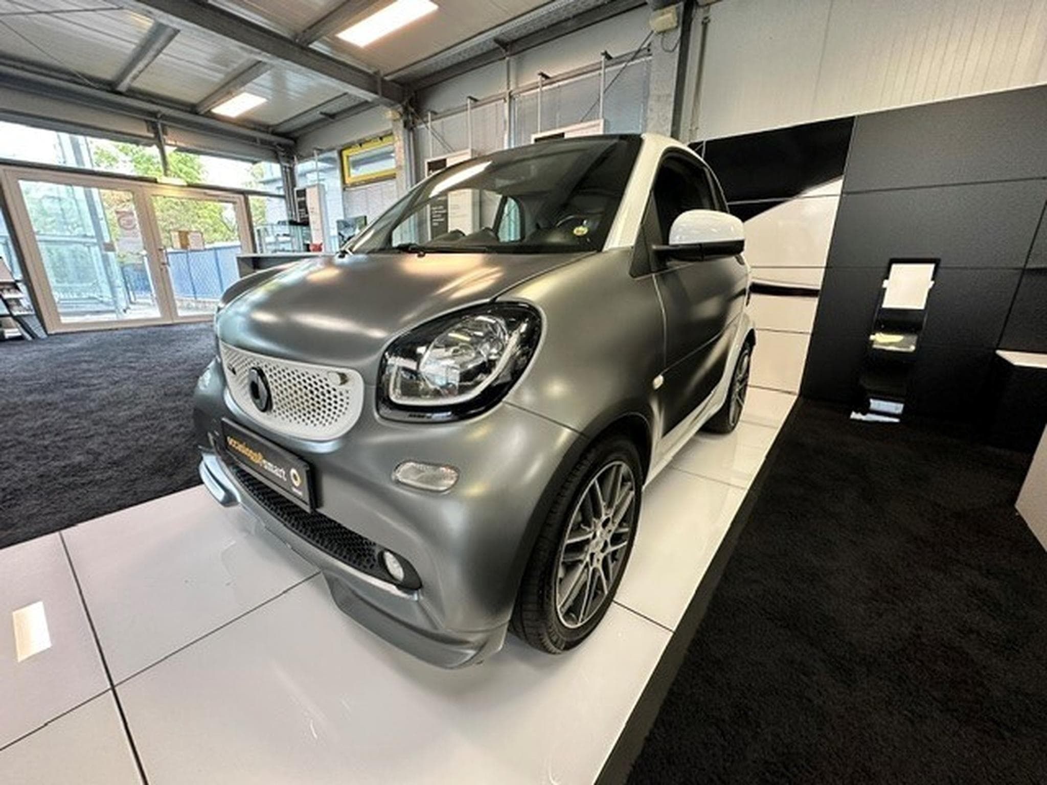Smart Fortwo 80kw BRABUS Xclusive 12 mois de garantie (2018) - Foto 1