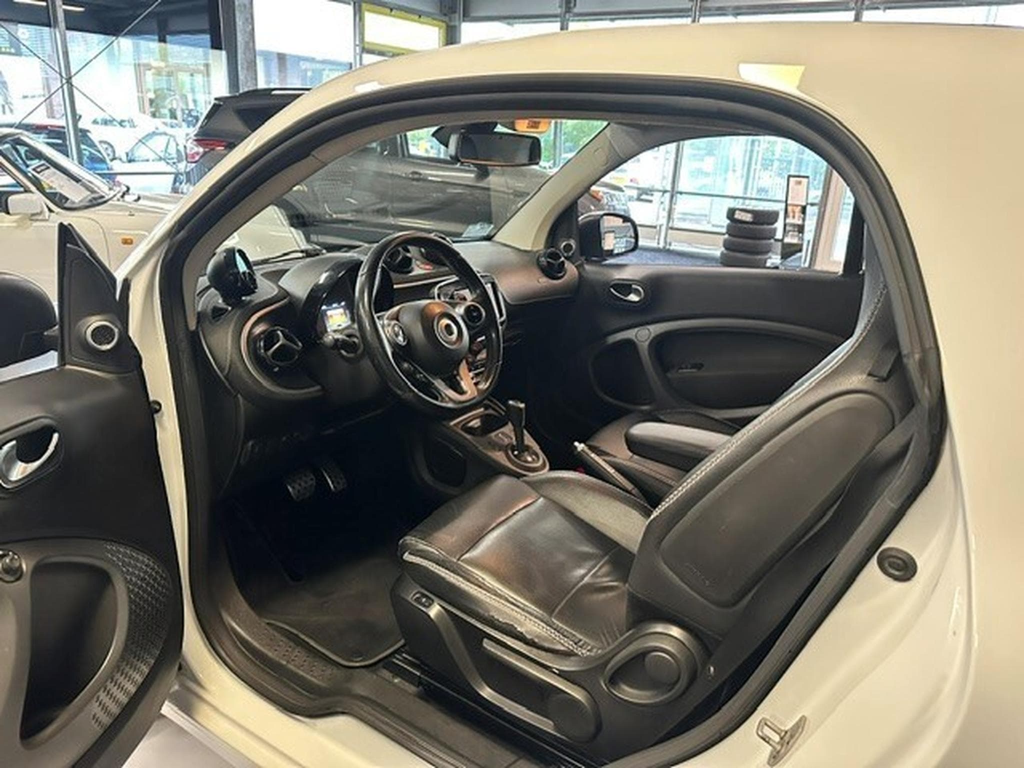 Smart Fortwo 80kw BRABUS Xclusive 12 mois de garantie (2018) - Foto 10