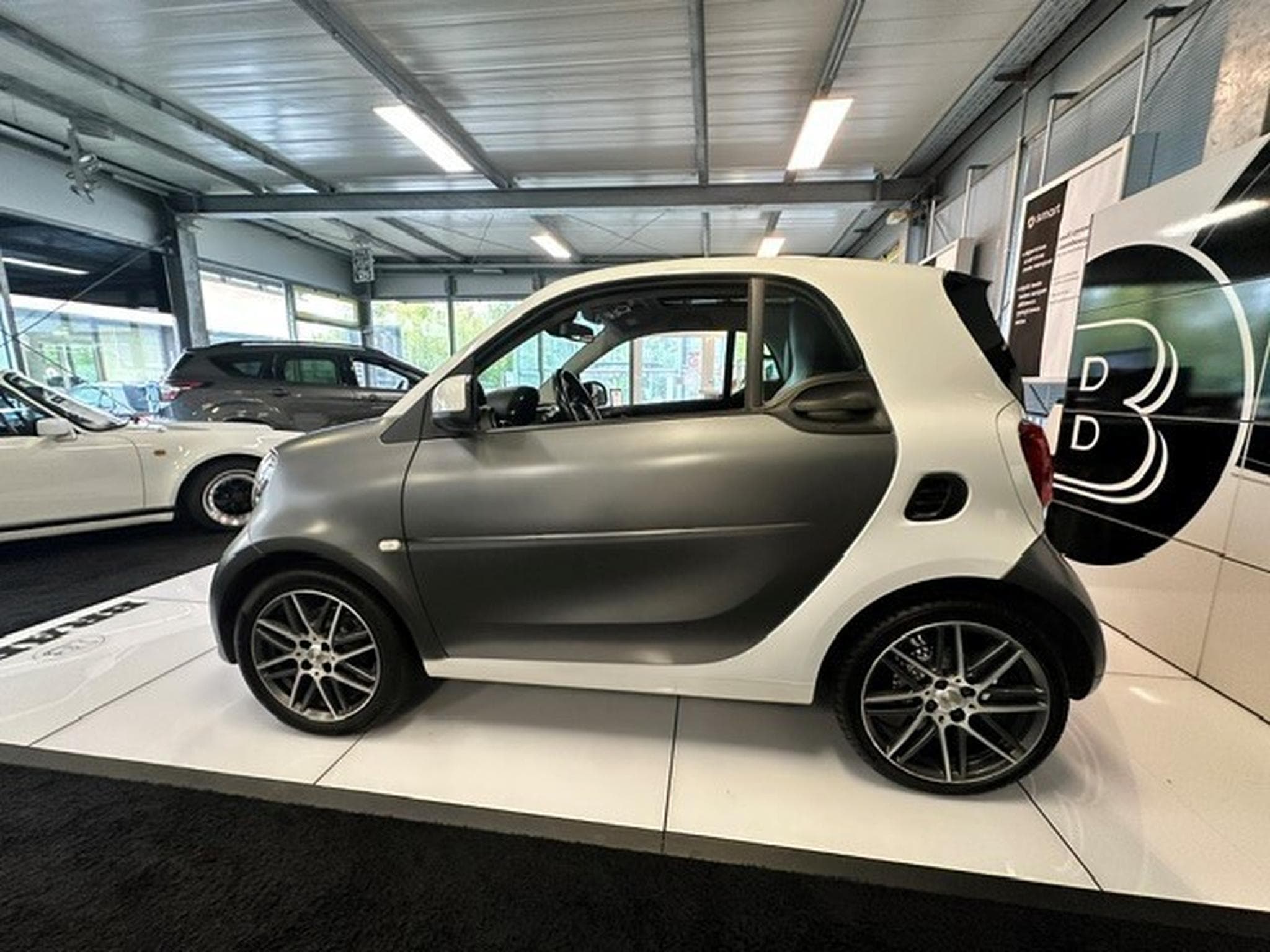 Smart Fortwo 80kw BRABUS Xclusive 12 mois de garantie (2018) - Foto 8