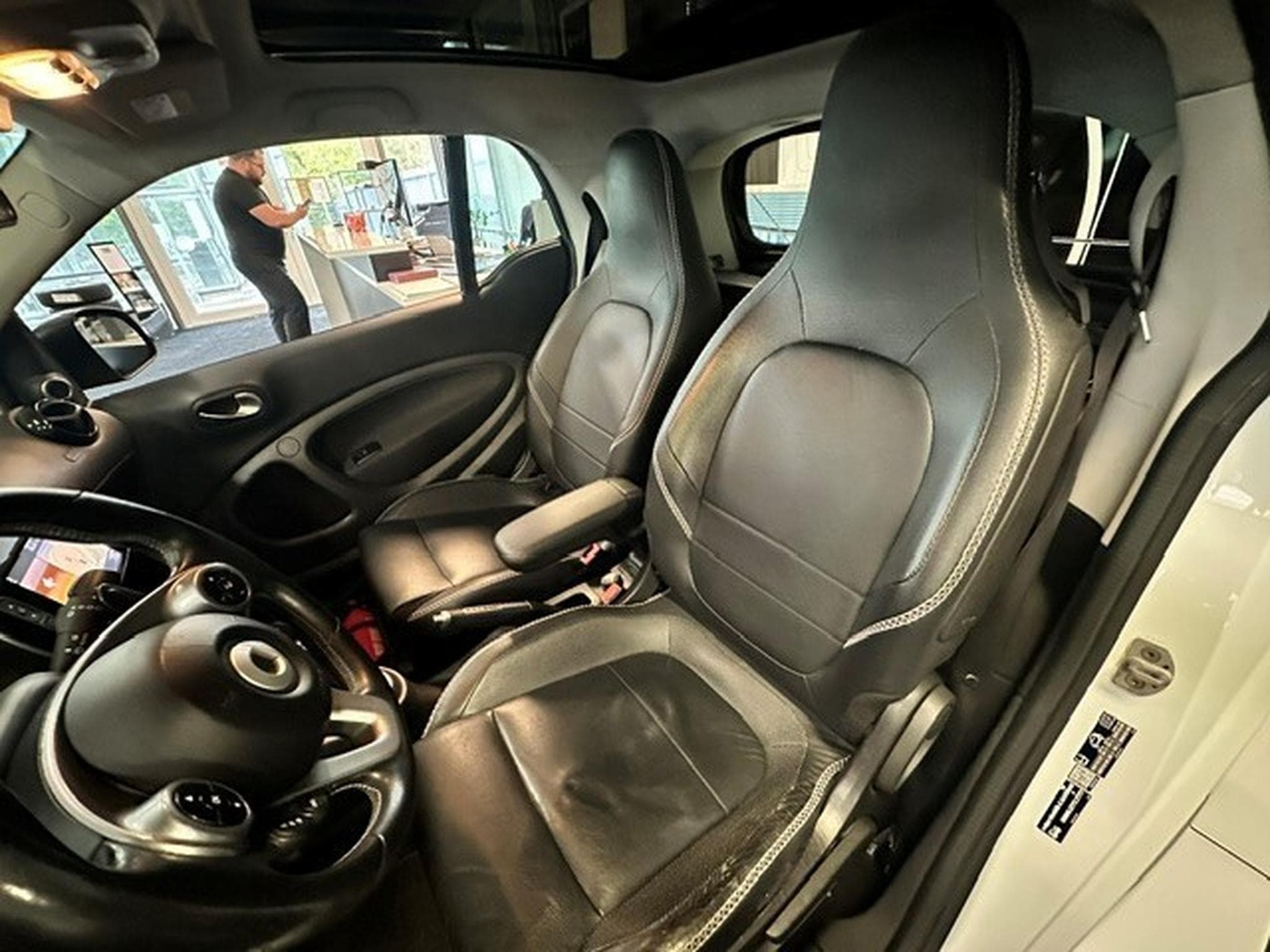 Smart Fortwo 80kw BRABUS Xclusive 12 mois de garantie (2018) - Foto 16