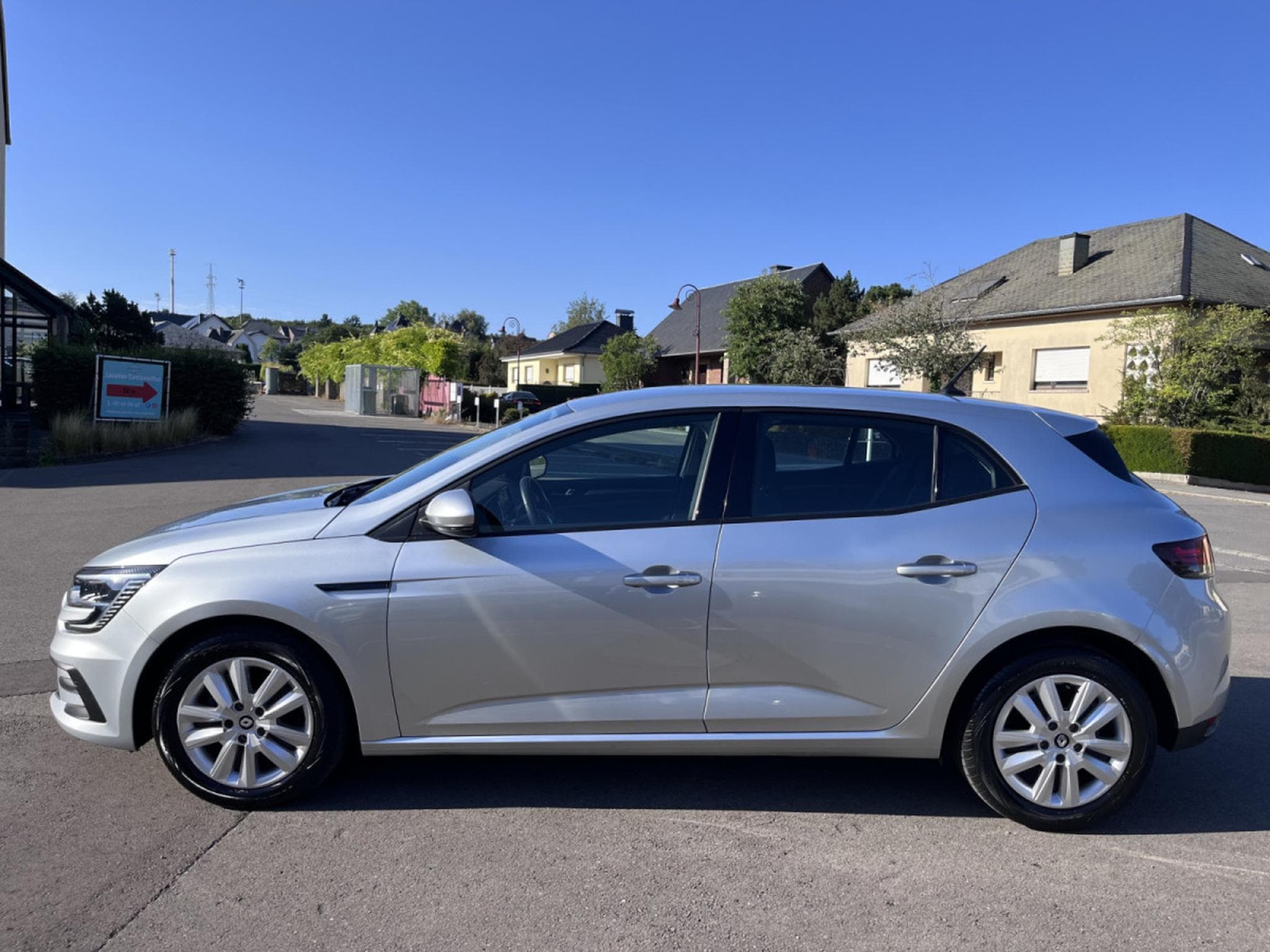 Renault Megane Megane Berline TCe 120 Corporate Edition (2022) - Foto 7