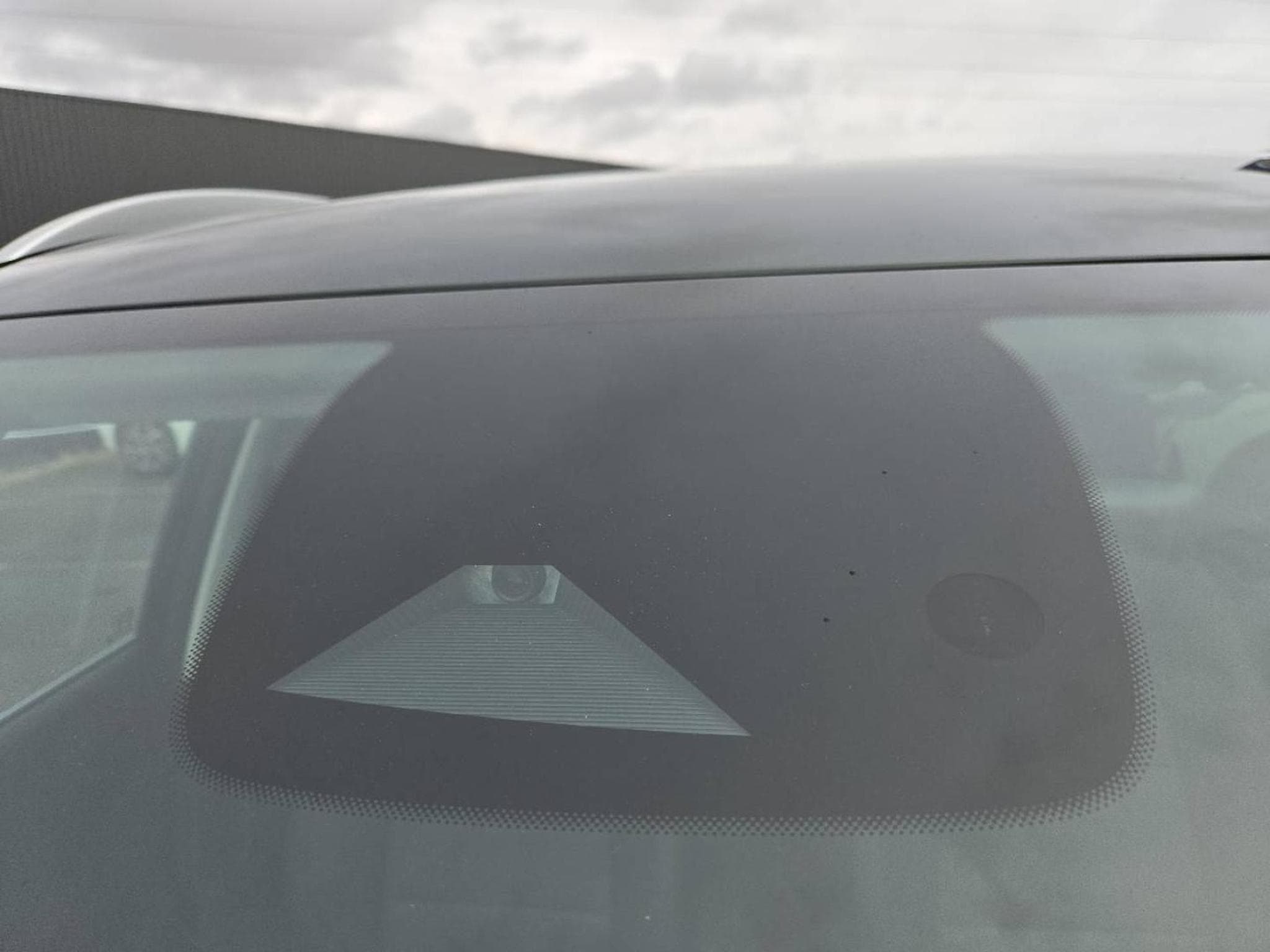 MG ZS 1,5 hybrid 197 cv LUXURY (2026) - Photo 14