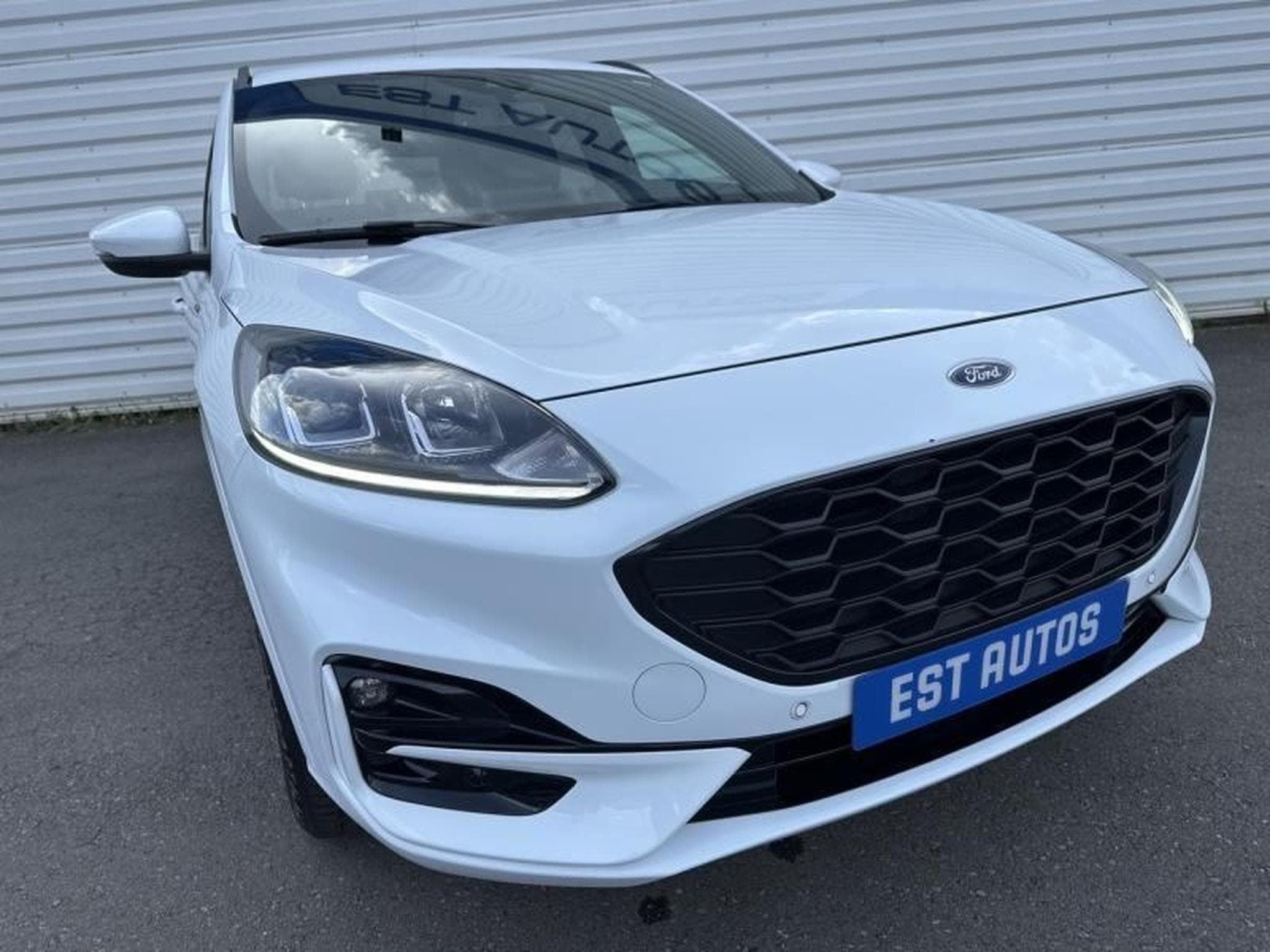 Ford Kuga 2.5 Duratec 225ch Hybride Rechargeable ST-Line X Powershift (2024) - Photo 3