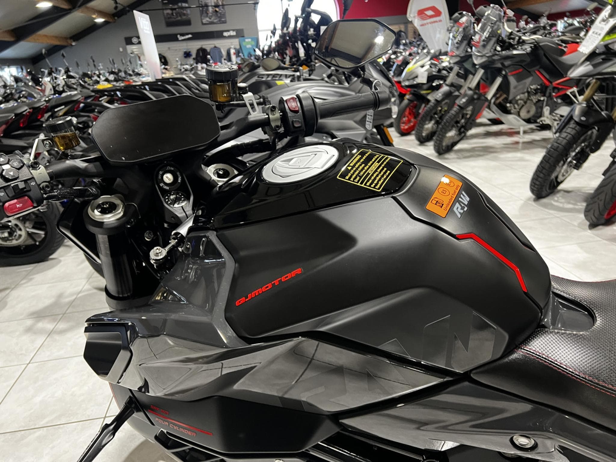 QJmotor SRK 921 (2026) - Photo 6