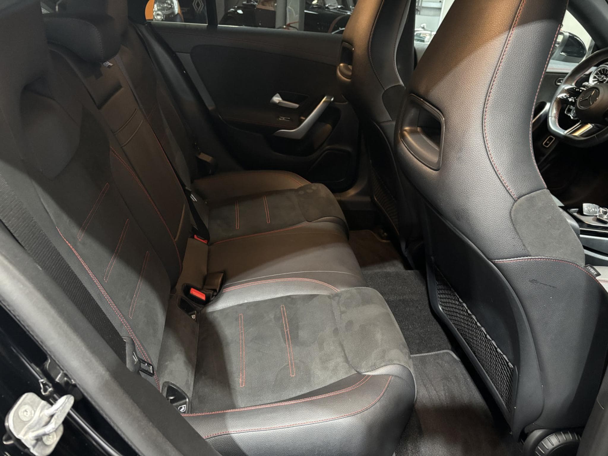 Mercedes CLA 200 Pack AMG-LINE AT (2024) - Photo 13