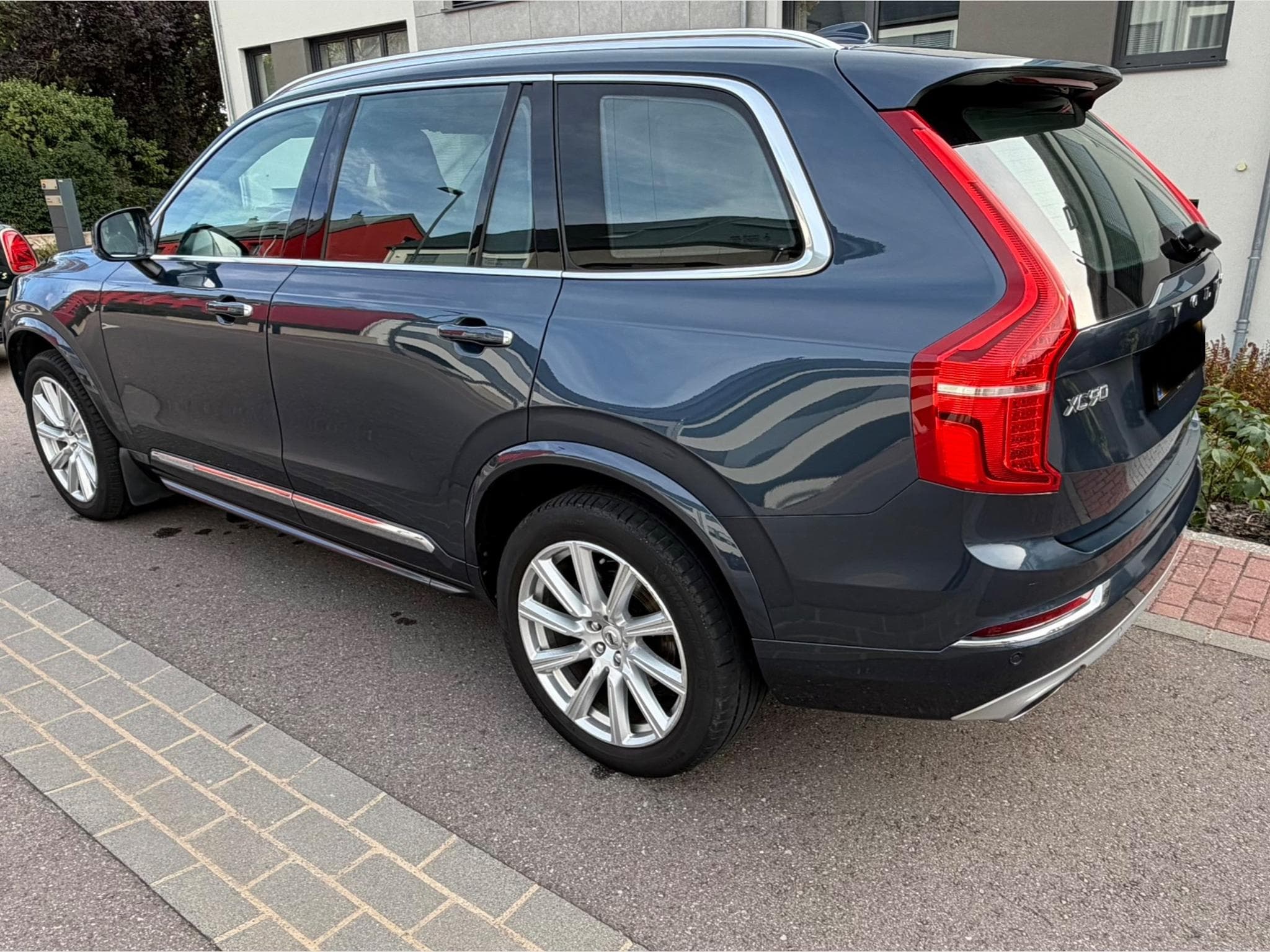 Volvo XC90 Inscription - D5 - 7 seats (2018) - Photo 3