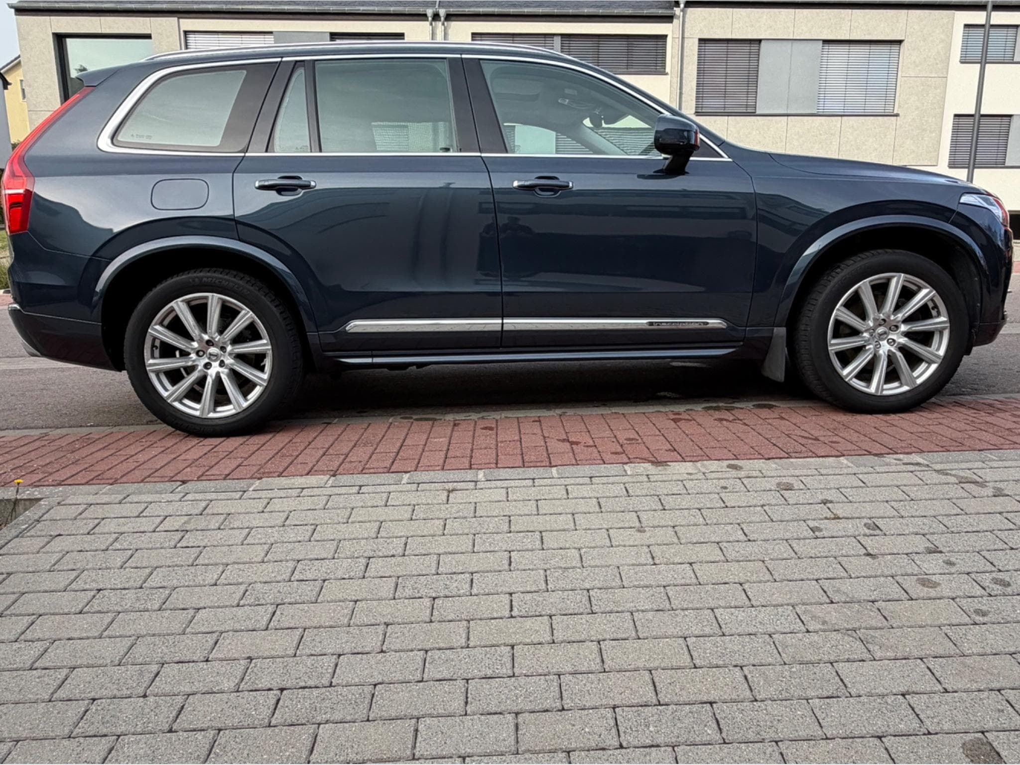 Volvo XC90 Inscription - D5 - 7 seats (2018) - Photo 4