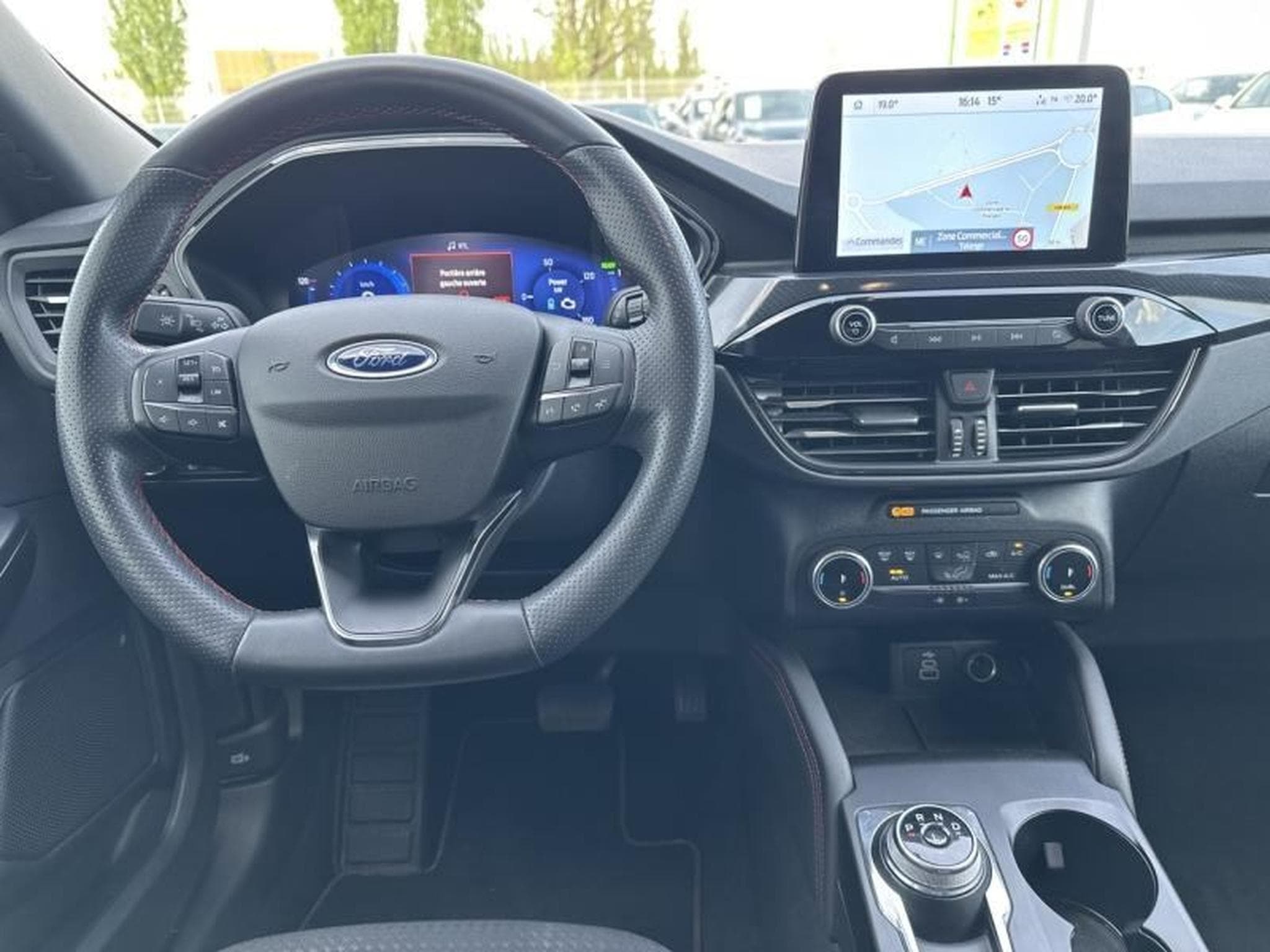 Ford Kuga 2.5 Duratec 225ch Hybride Rechargeable ST-Line X Powershift (2024) - Photo 28