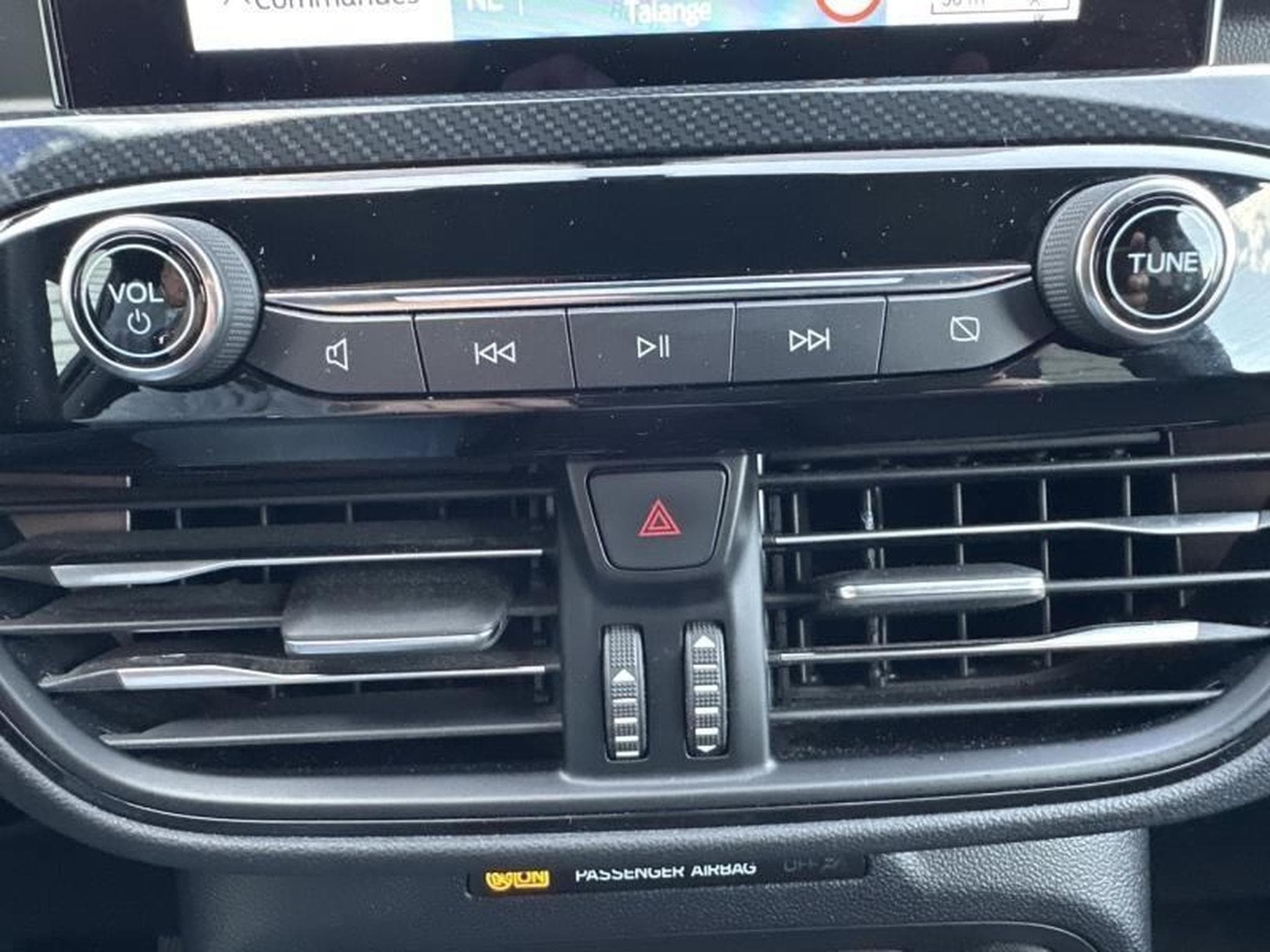 Ford Kuga 2.5 Duratec 225ch Hybride Rechargeable ST-Line X Powershift (2024) - Photo 37
