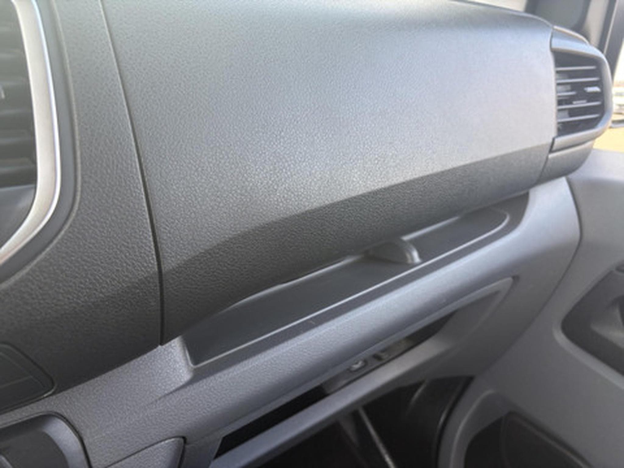 Opel Vivaro 2.0 Turbo 90kW Comfort L2H1 Platform Cab (2019) - Photo 5