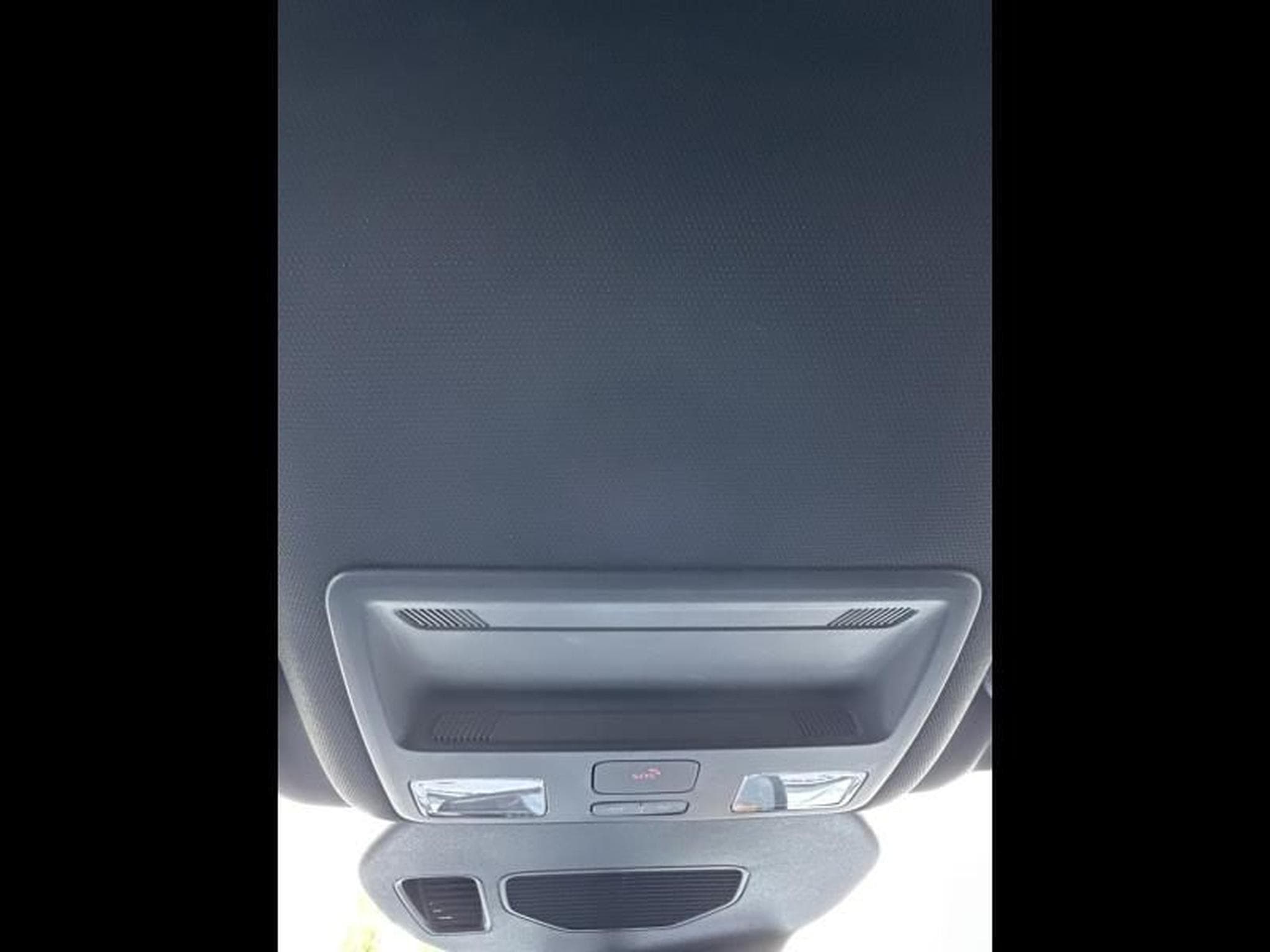 Ford Kuga 2.5 Duratec 225ch Hybride Rechargeable ST-Line X Powershift (2024) - Photo 43