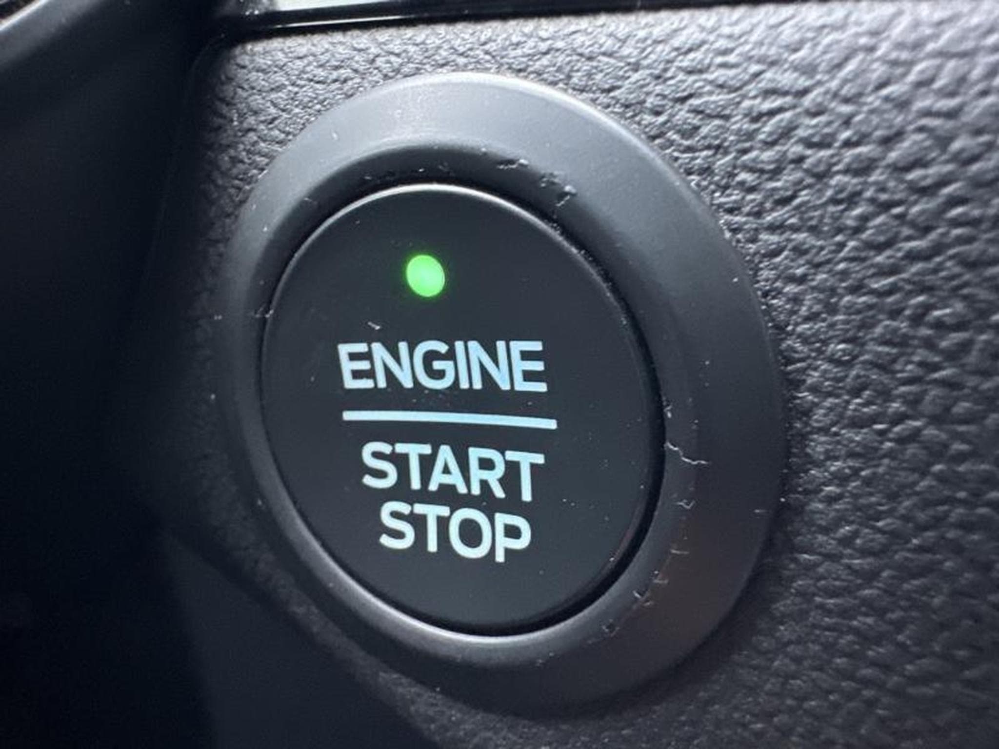 Ford Kuga 2.5 Duratec 225ch Hybride Rechargeable ST-Line X Powershift (2024) - Photo 42