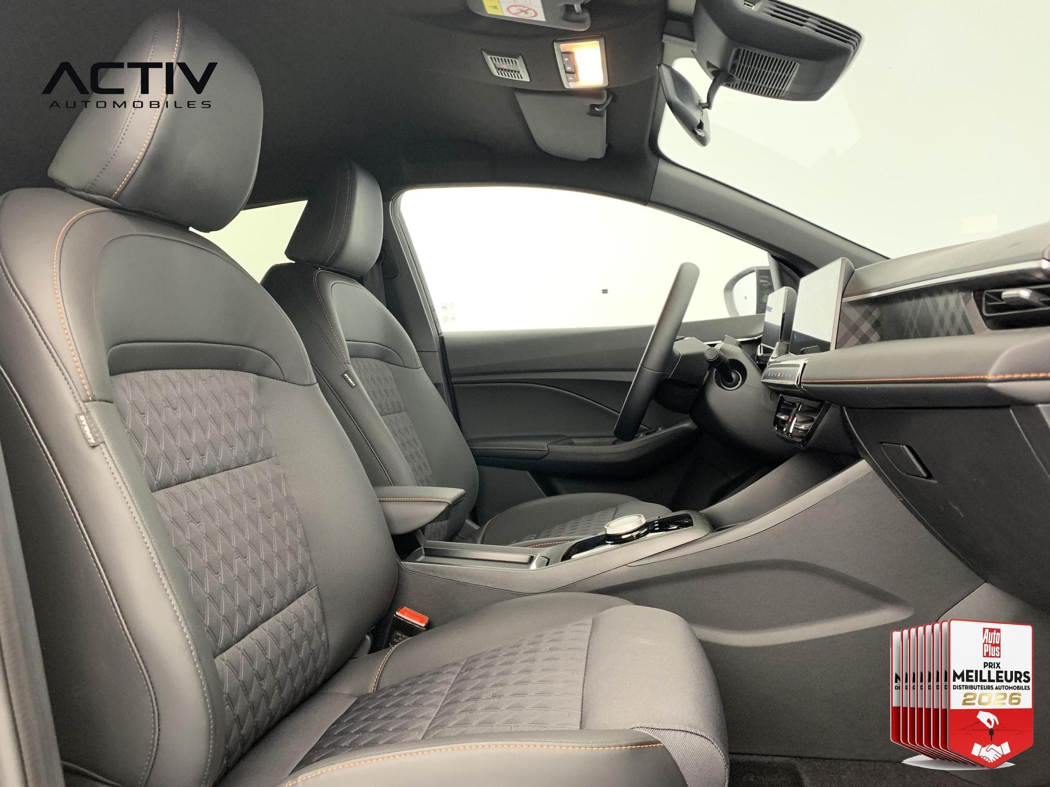 Mg MG3 1.5 L Hybrid+ 195 ch Luxury (2025) - Photo 9