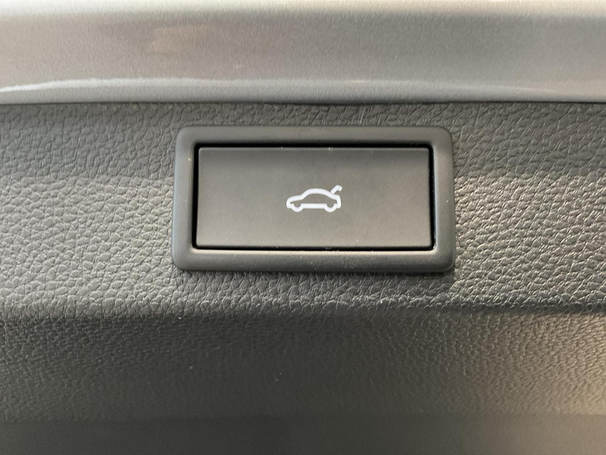 Skoda Karoq Sportline+DSG+Led+Navi (2025) - Foto 18