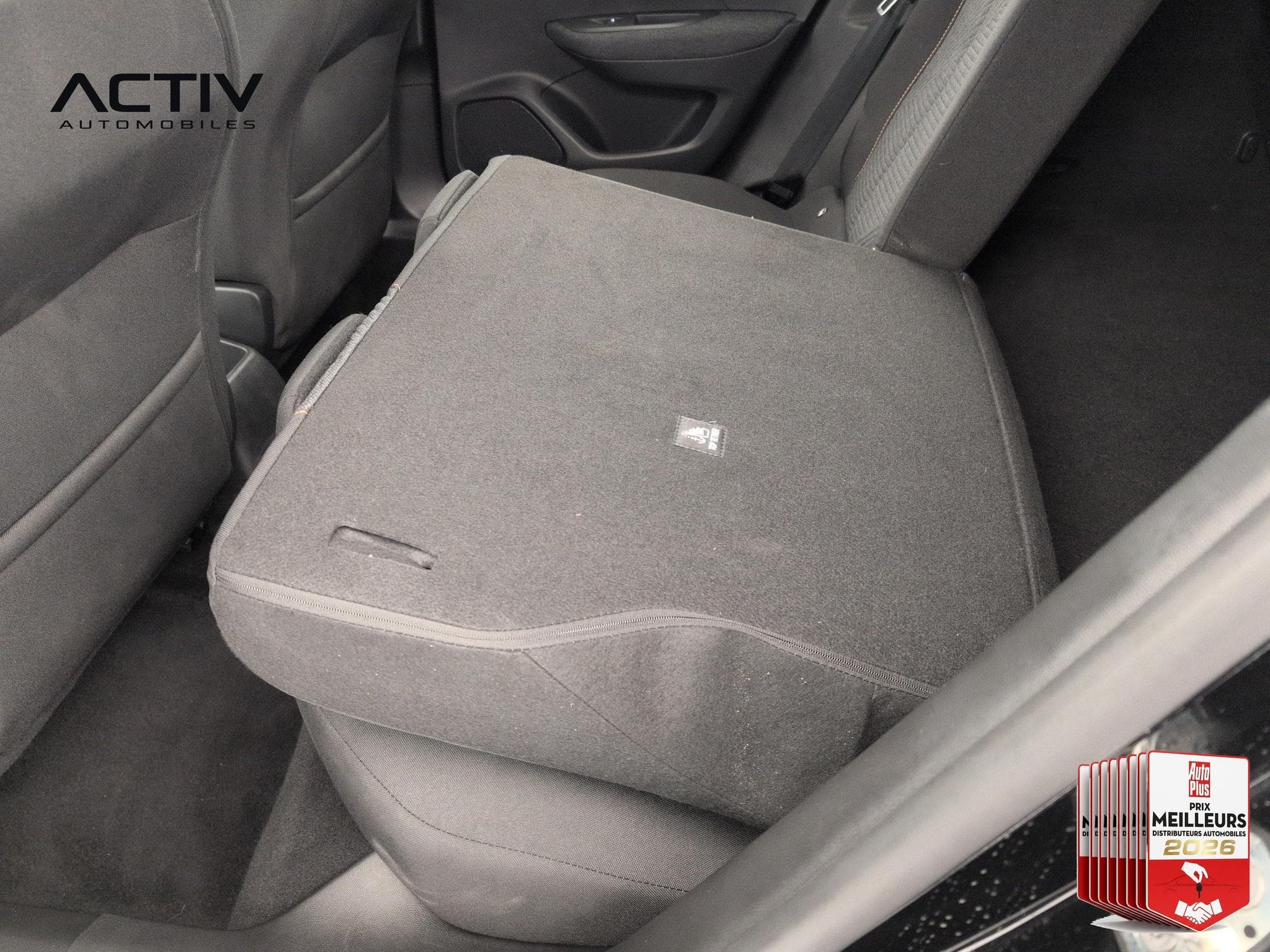 Peugeot 2008 100 S&S BVM6 Style (2025) - Photo 12