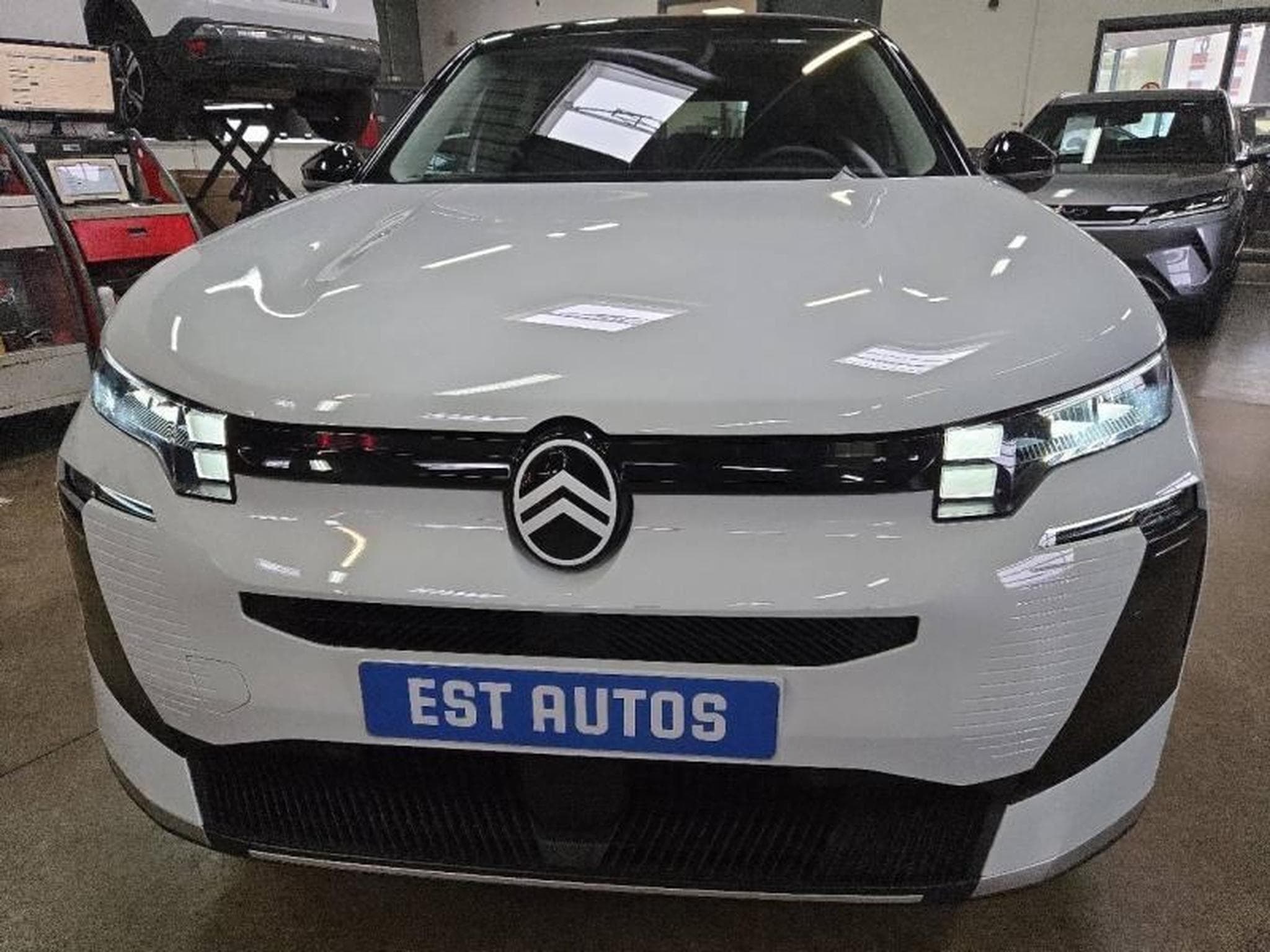 Citroën C5 Aircross Hybride 145ch PLUS boite automatique (2026) - Photo 2