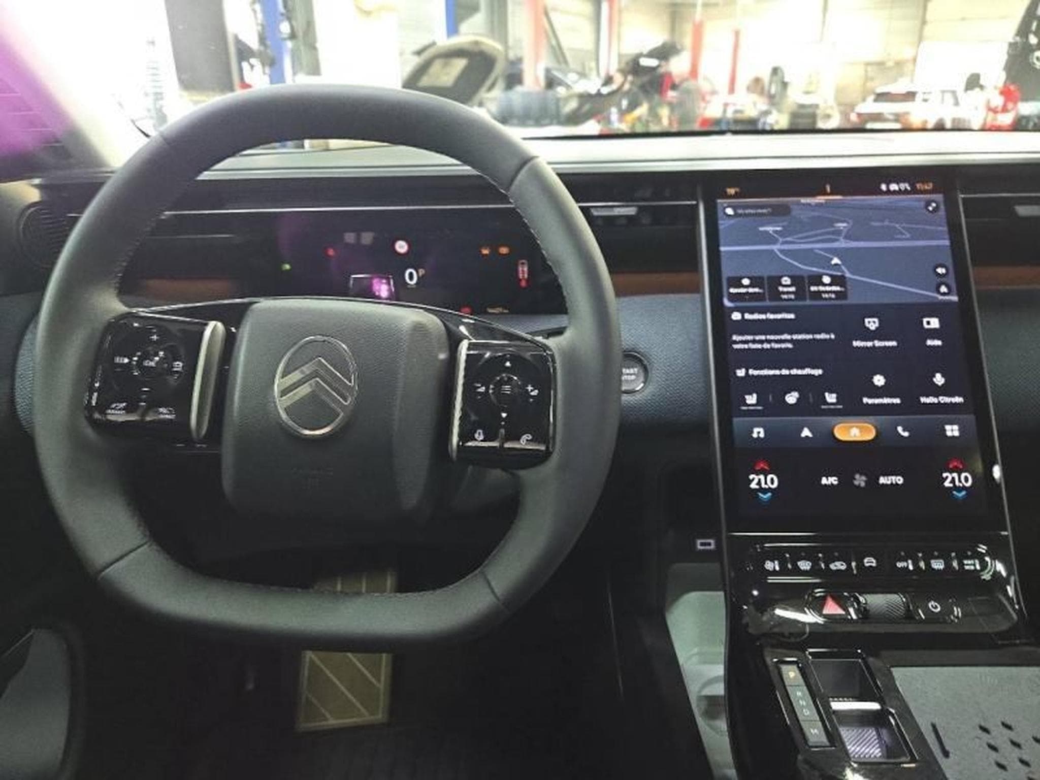 Citroën C5 Aircross Hybride 145ch PLUS boite automatique (2026) - Photo 20