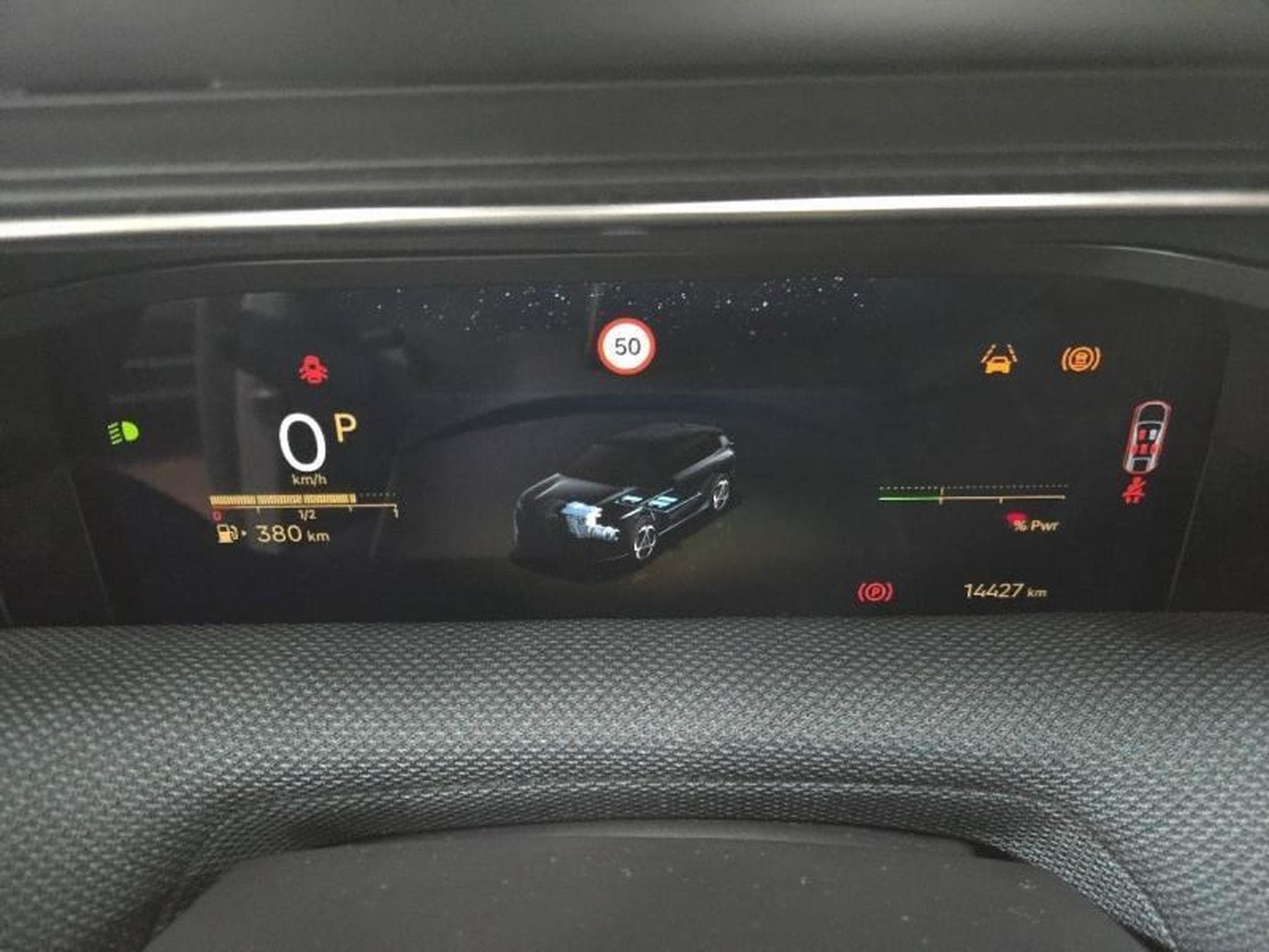 Citroën C5 Aircross Hybride 145ch PLUS boite automatique (2026) - Photo 28