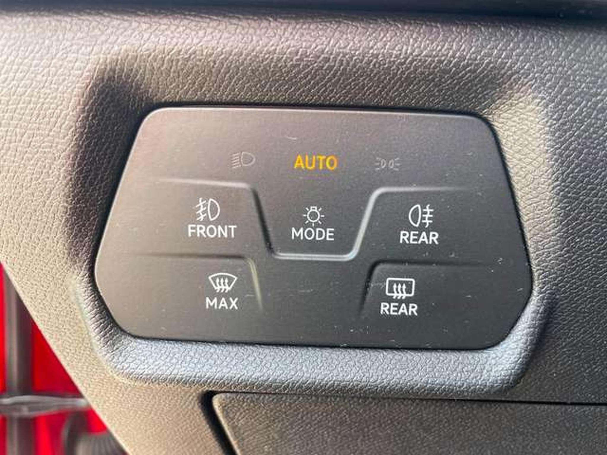 SEAT Leon Leon 1.5 TSI DSG - JUSQU'A 36 MOIS DE GARANTIE (2023) - Foto 10