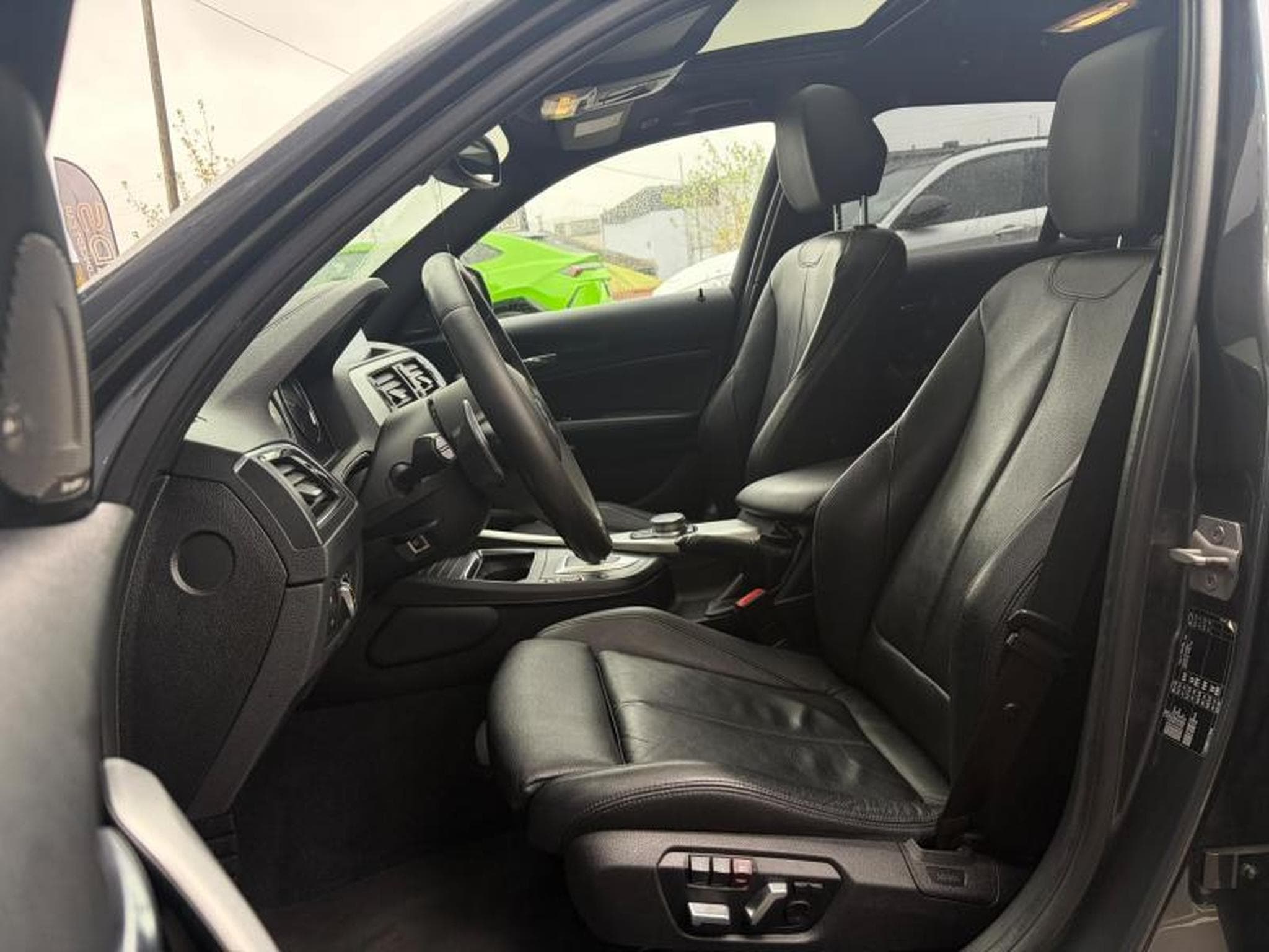 BMW Serie 1 125 Pack M 2.0 224ch/Toit Ouvrant/Sièges électriques (2019) - Foto 11