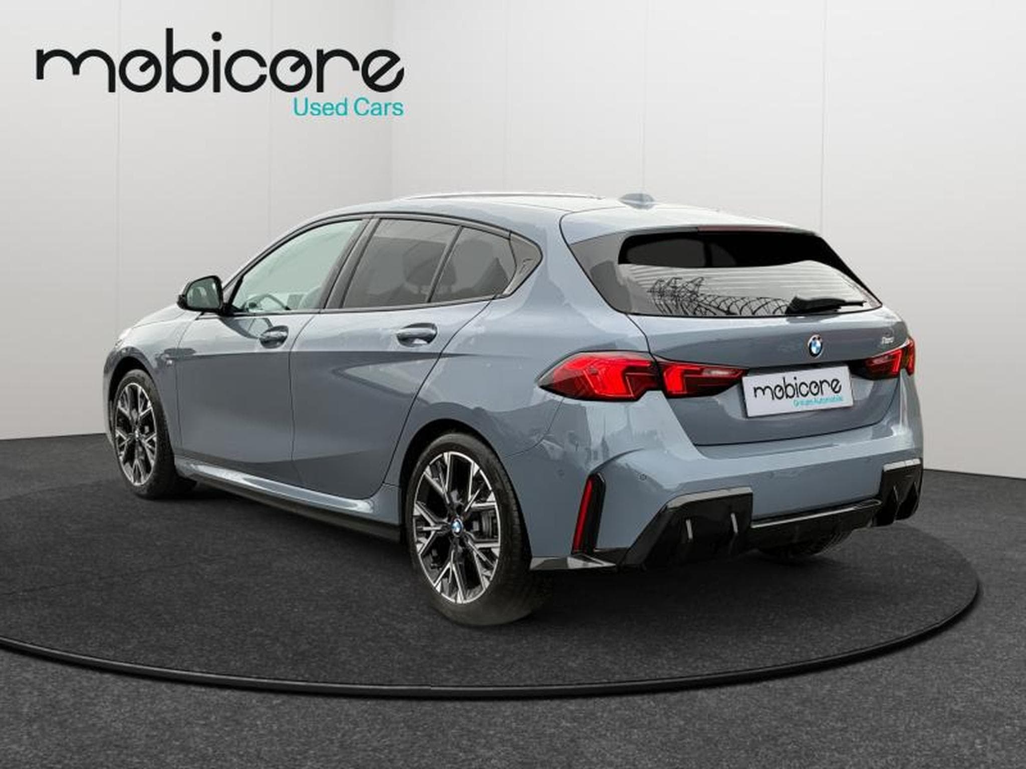 BMW 120 I Pack M / Panoramique / Essence (2025) - Photo 5