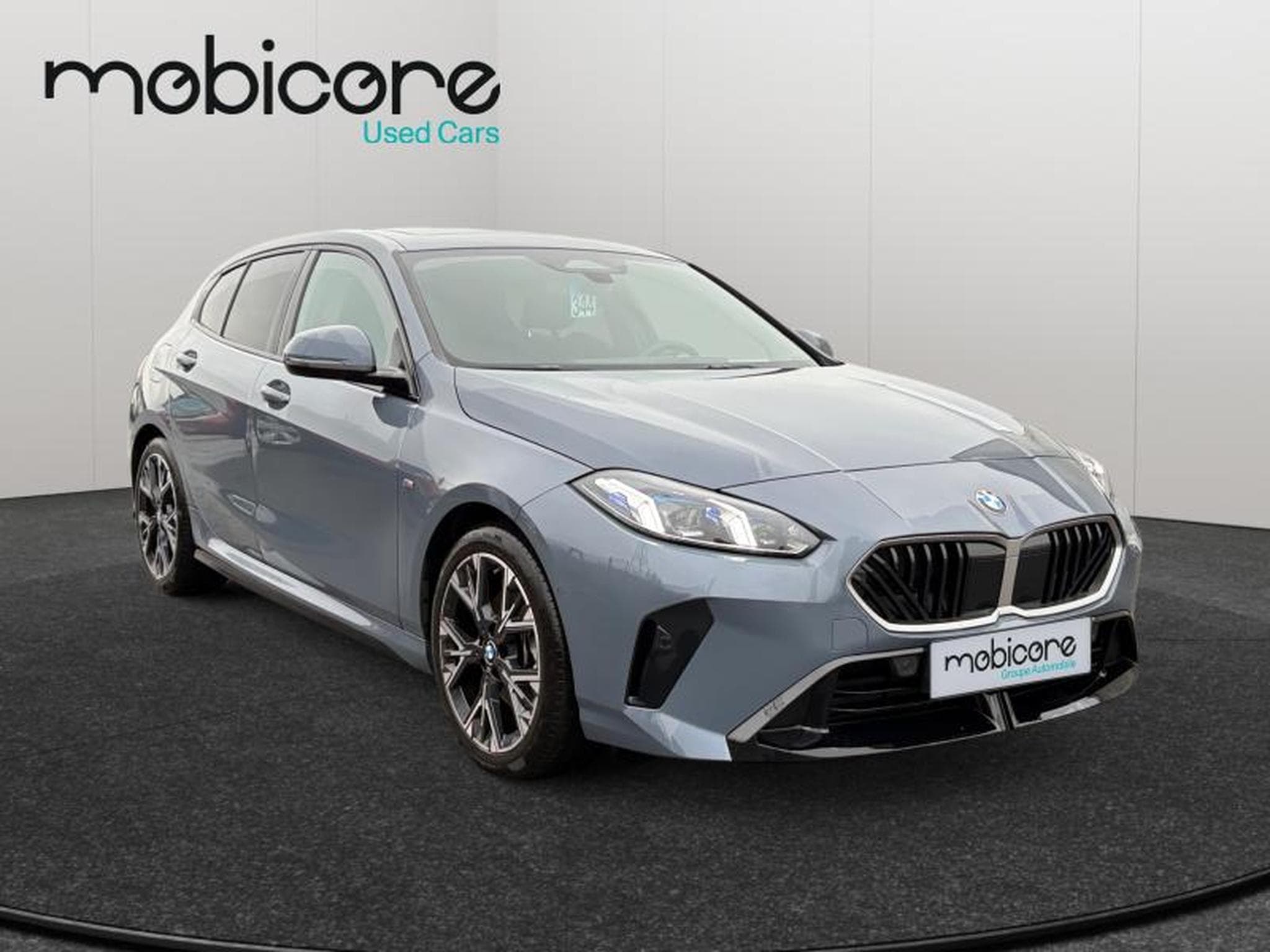BMW 120 I Pack M / Panoramique / Essence (2025) - Photo 8