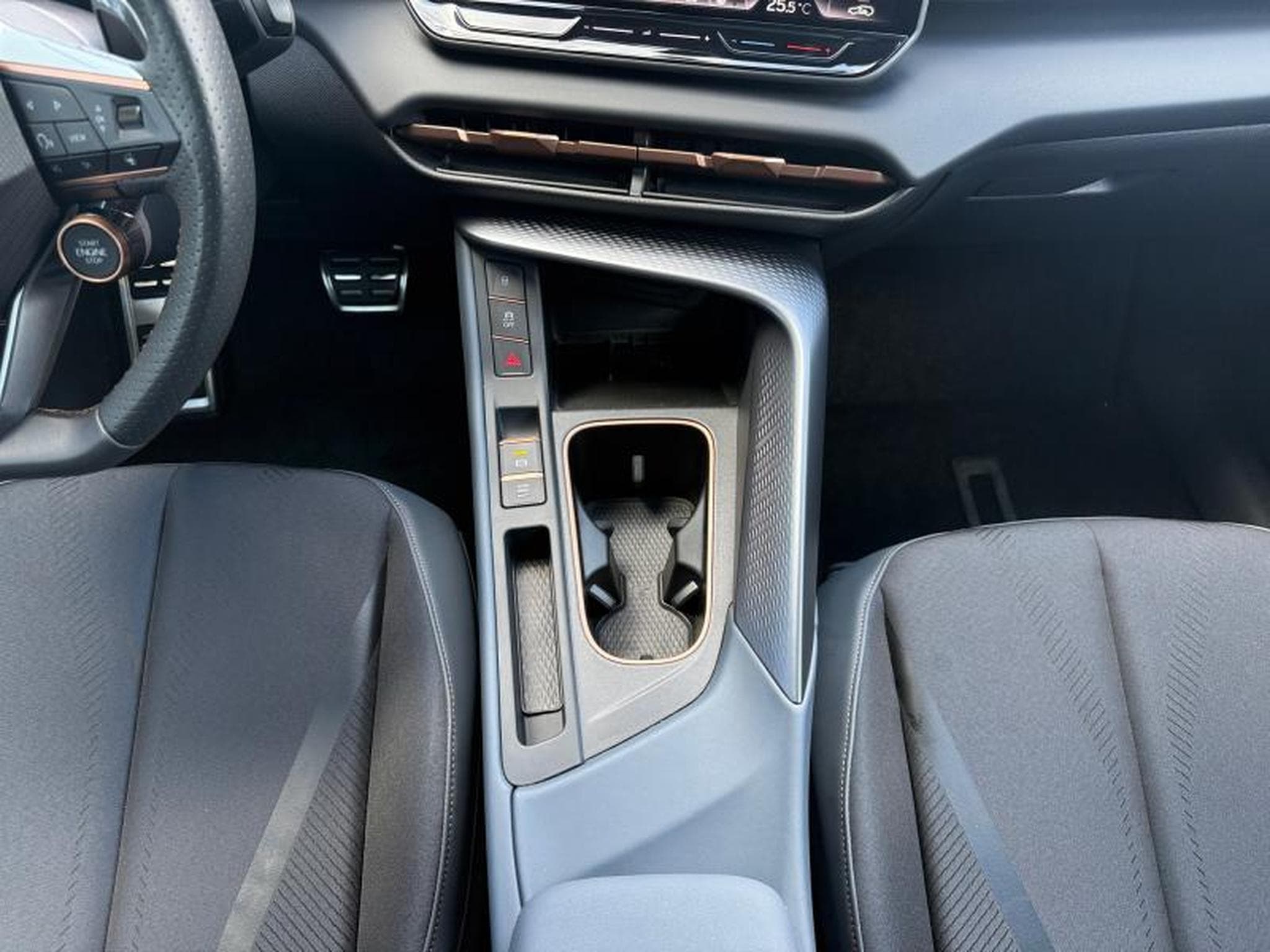 Cupra Terramar VZ 2.0 TSI 4x4 265 CV/ Essence (2025) - Foto 32