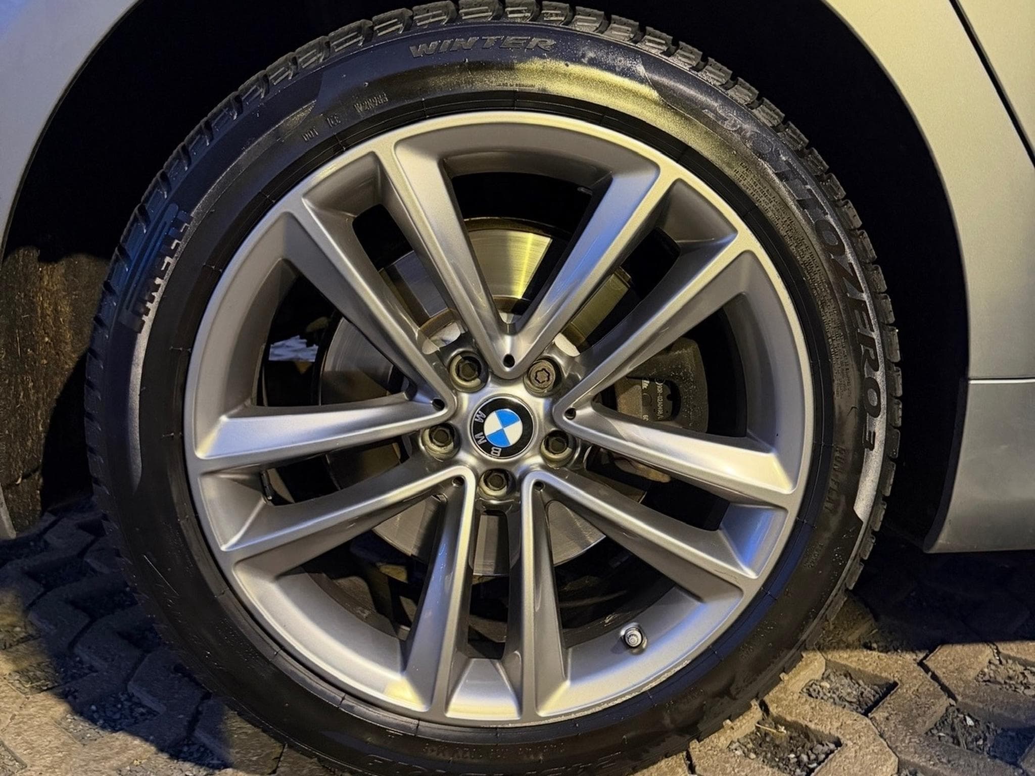 BMW 730 M Sport (2022) - Foto 7